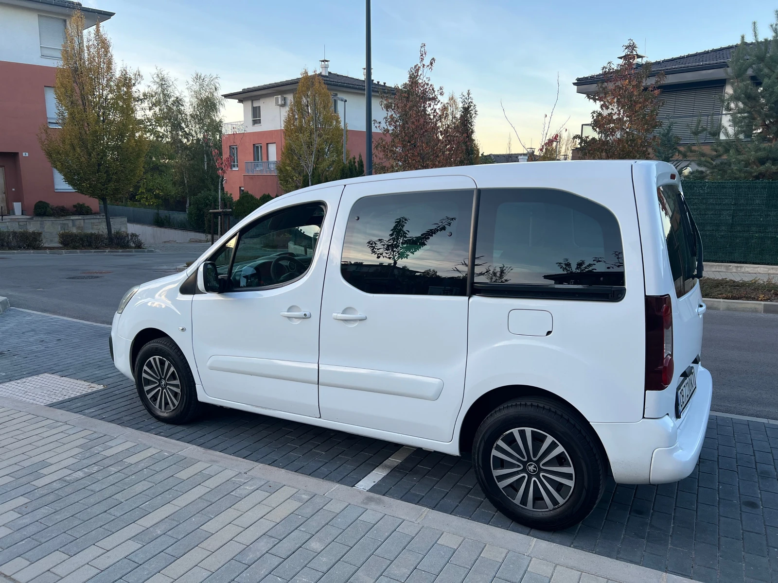 Peugeot Partner 1.6HDI* Tepee* N1* КРУИЗКОНТРОЛ* EU5* 4+ 1*  - изображение 5