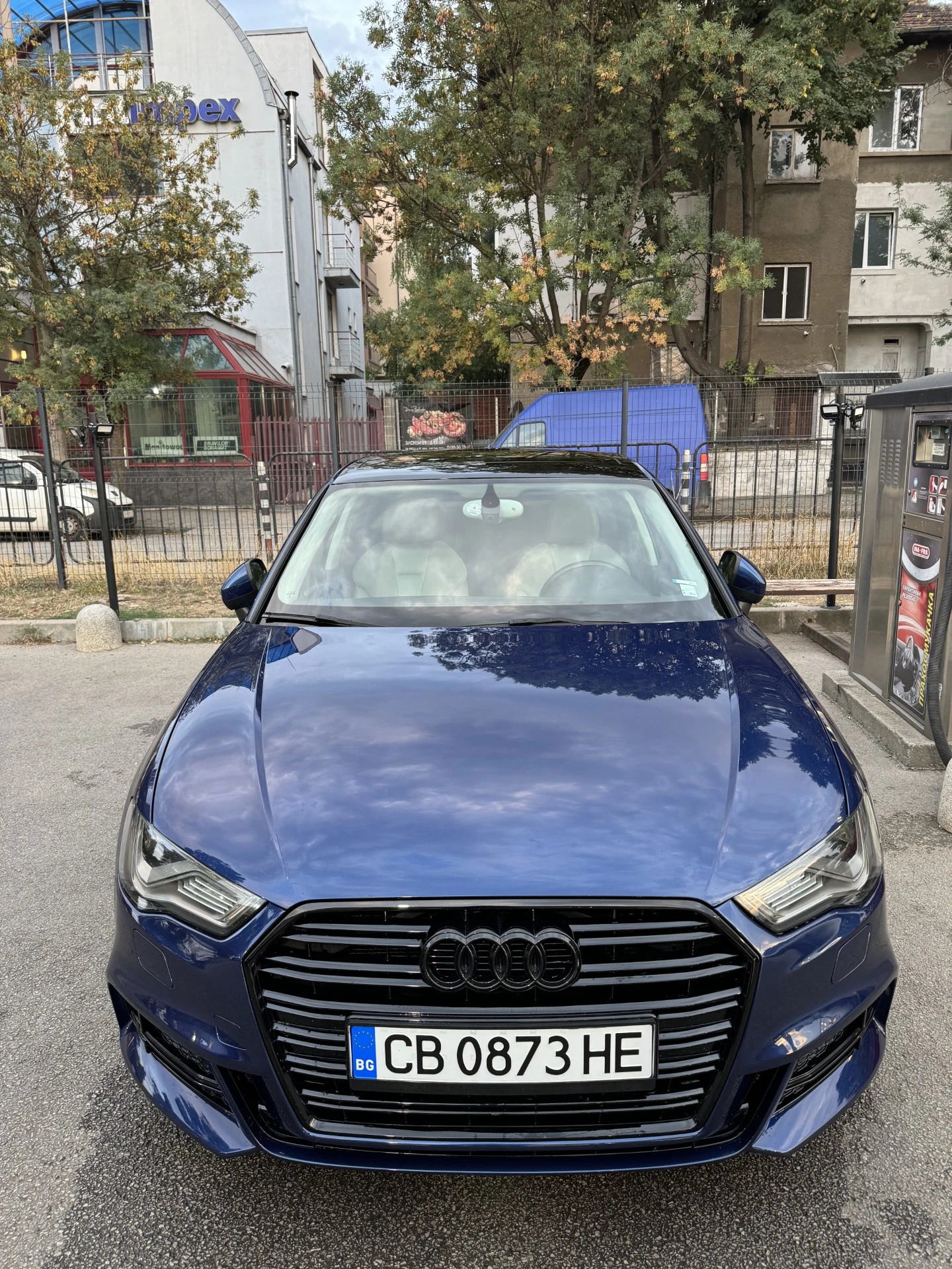Audi A3 Sportback TDI 2.0 - изображение 7