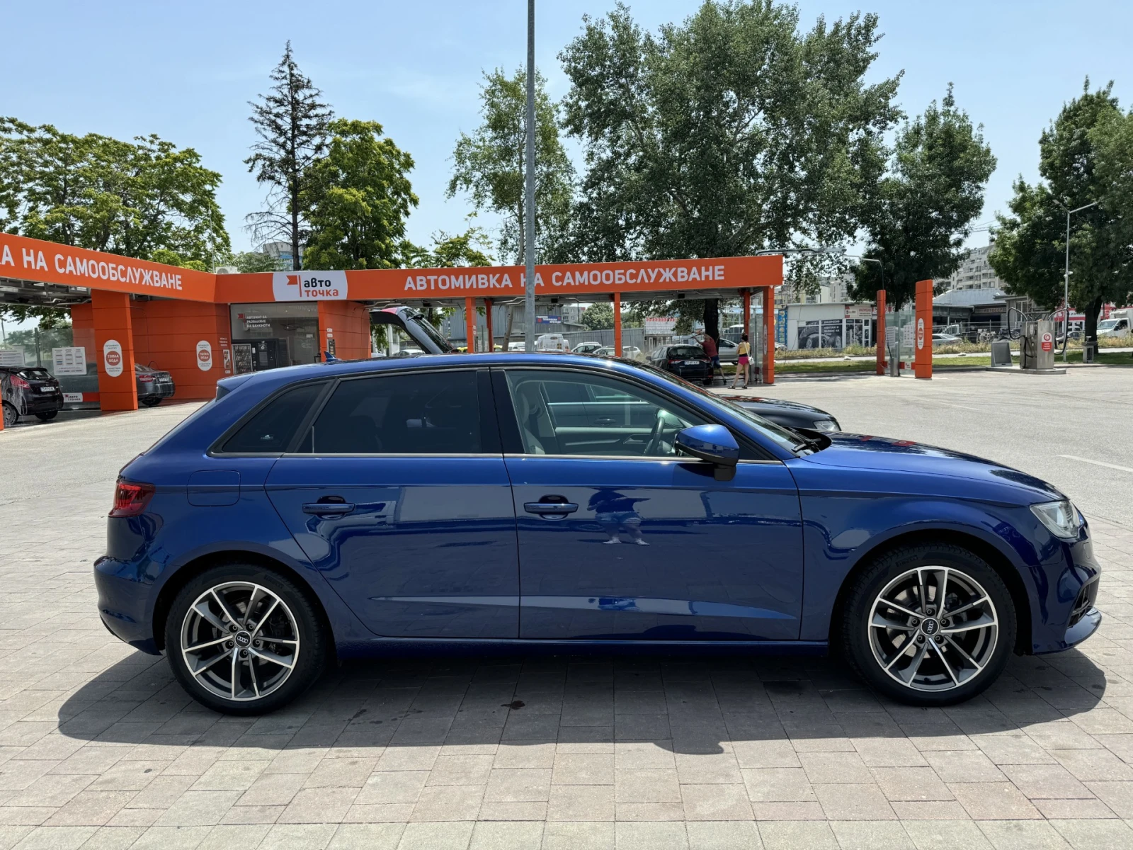 Audi A3 Sportback TDI 2.0 - изображение 3