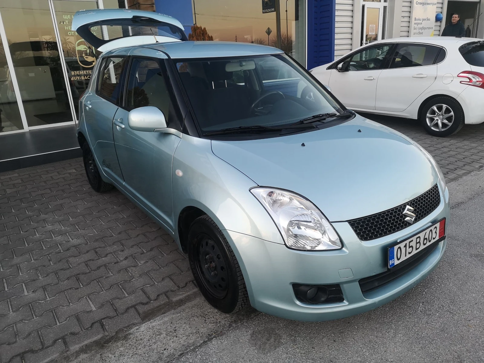 Suzuki Swift 1.3 4X4 44000 KM - изображение 2