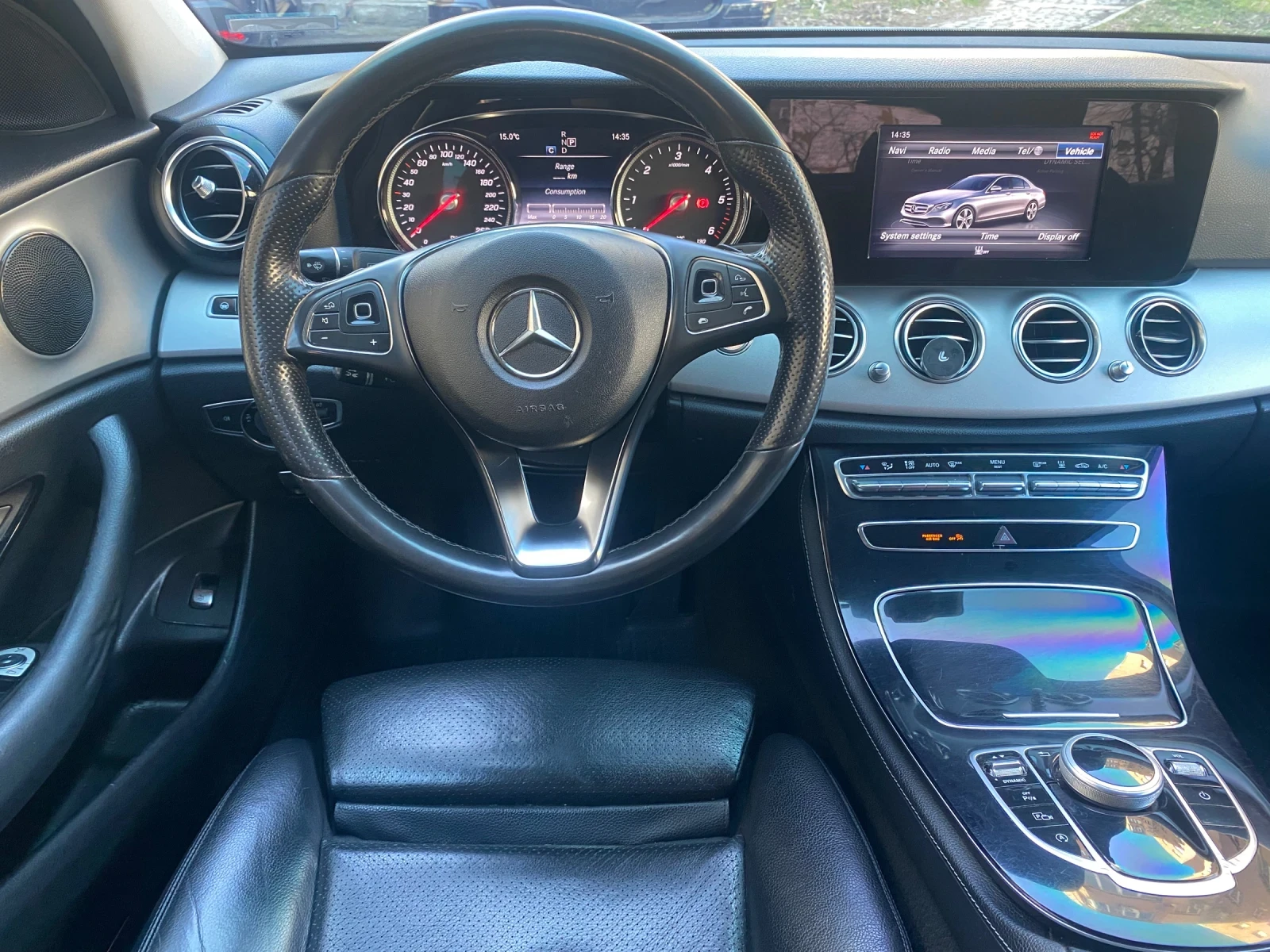 Mercedes-Benz E 200  - изображение 10