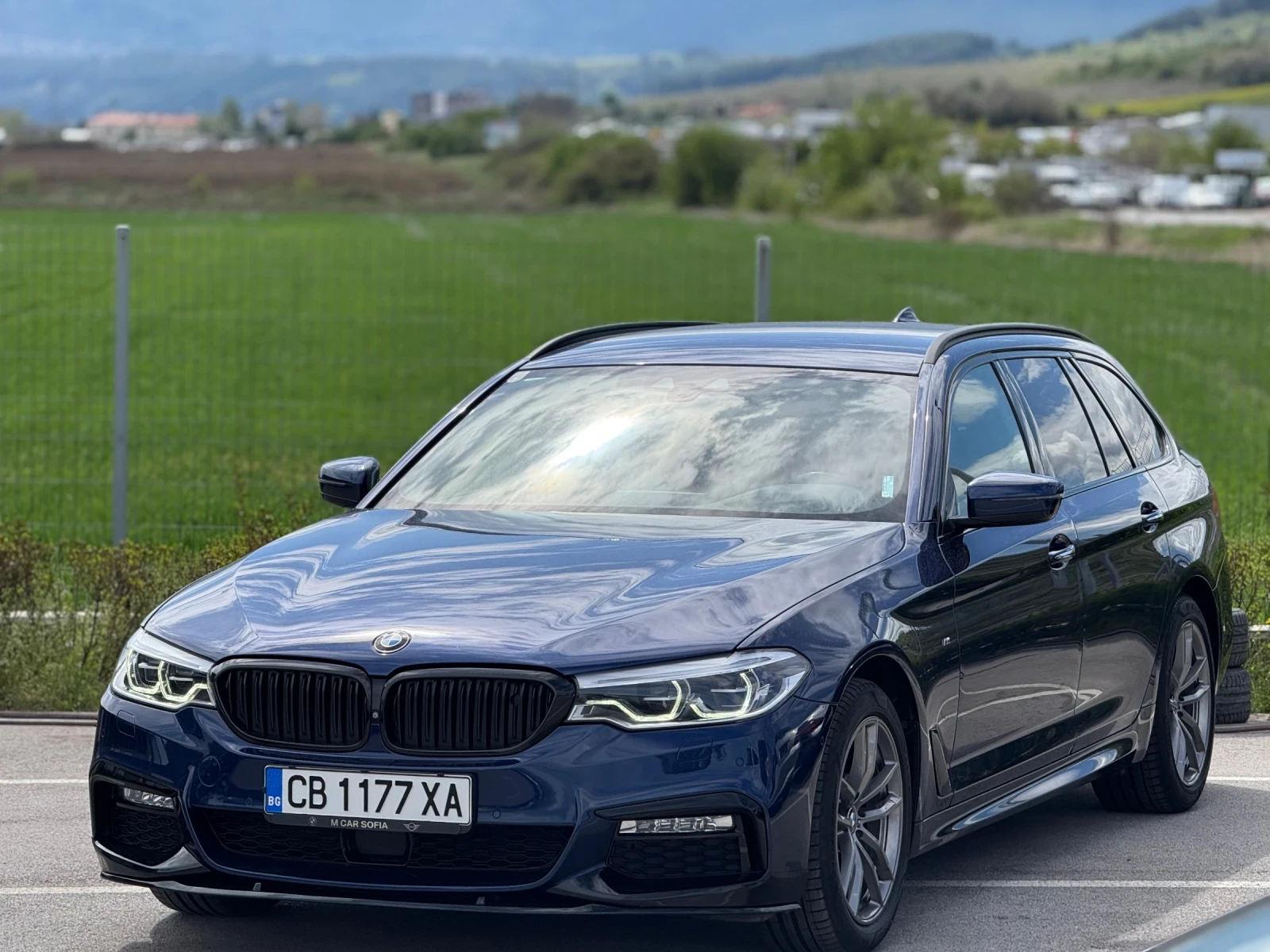 BMW 520 2.0XDrive G31* 4x4 * Mpack* ТОП СЪСТОЯНИЕ*  - изображение 3