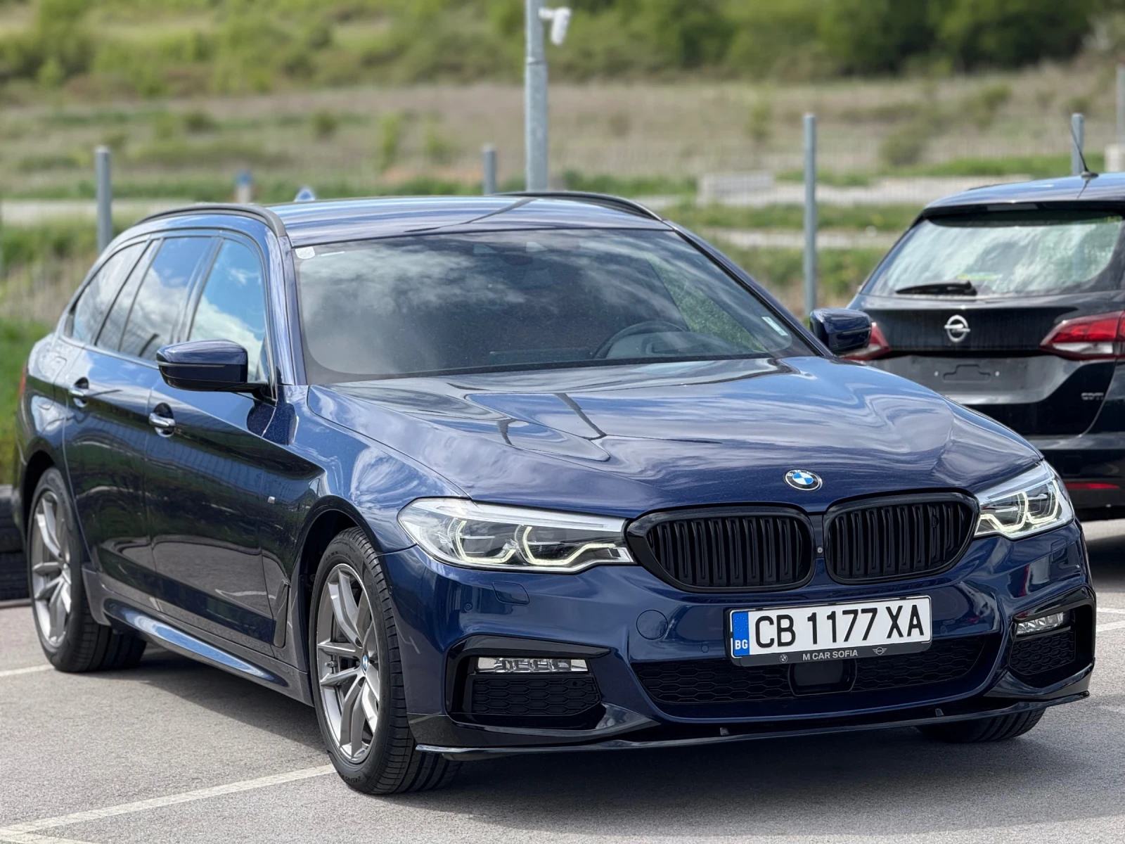 BMW 520 2.0XDrive G31* 4x4 * Mpack* ТОП СЪСТОЯНИЕ*  - изображение 2