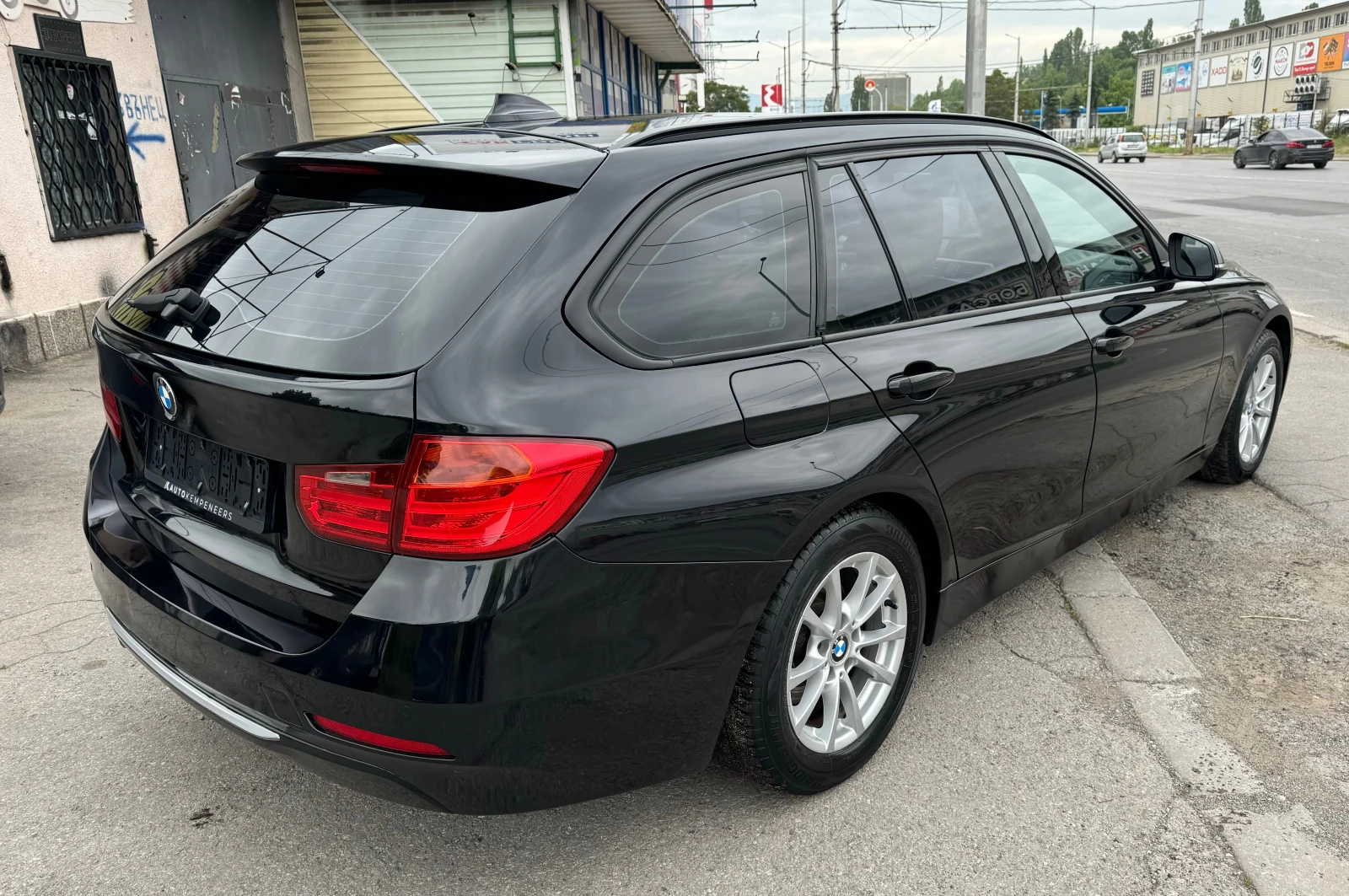 BMW 318 2.0 D - изображение 3