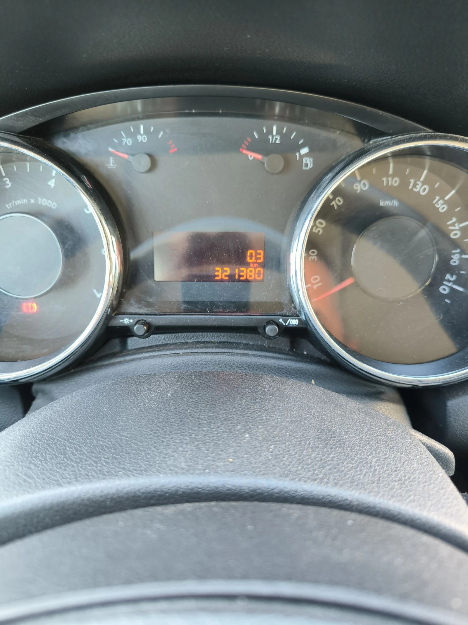 Peugeot 5008 Panorama , снимка 13 - Автомобили и джипове - 50628092