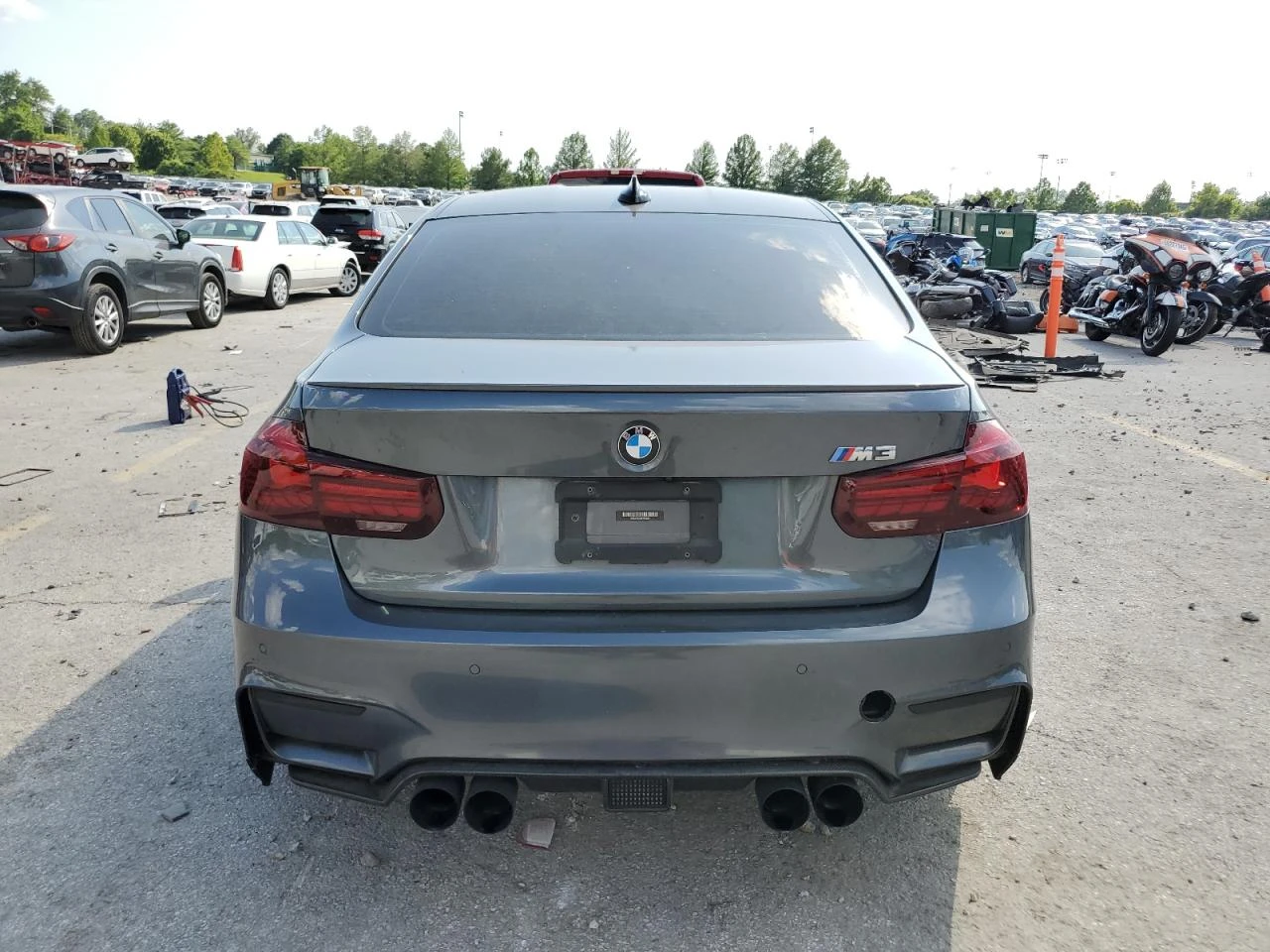 BMW M3  - изображение 5