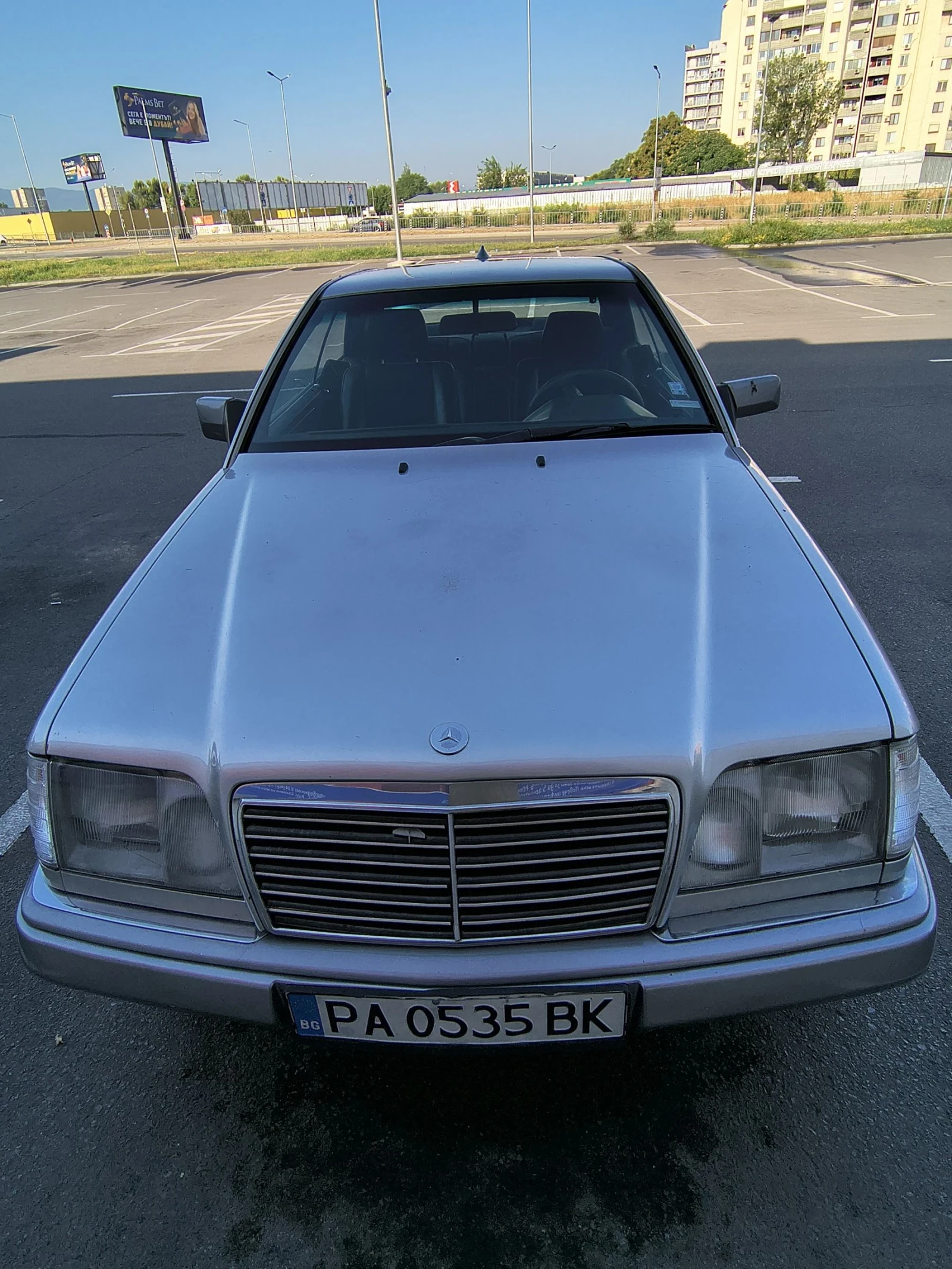 Mercedes-Benz E 200  - изображение 2