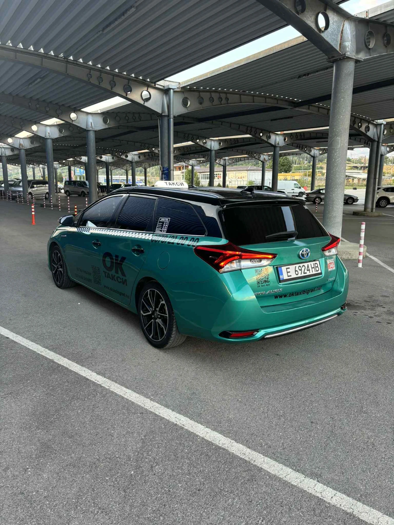 Toyota Auris 1.8 hybrid  - изображение 5