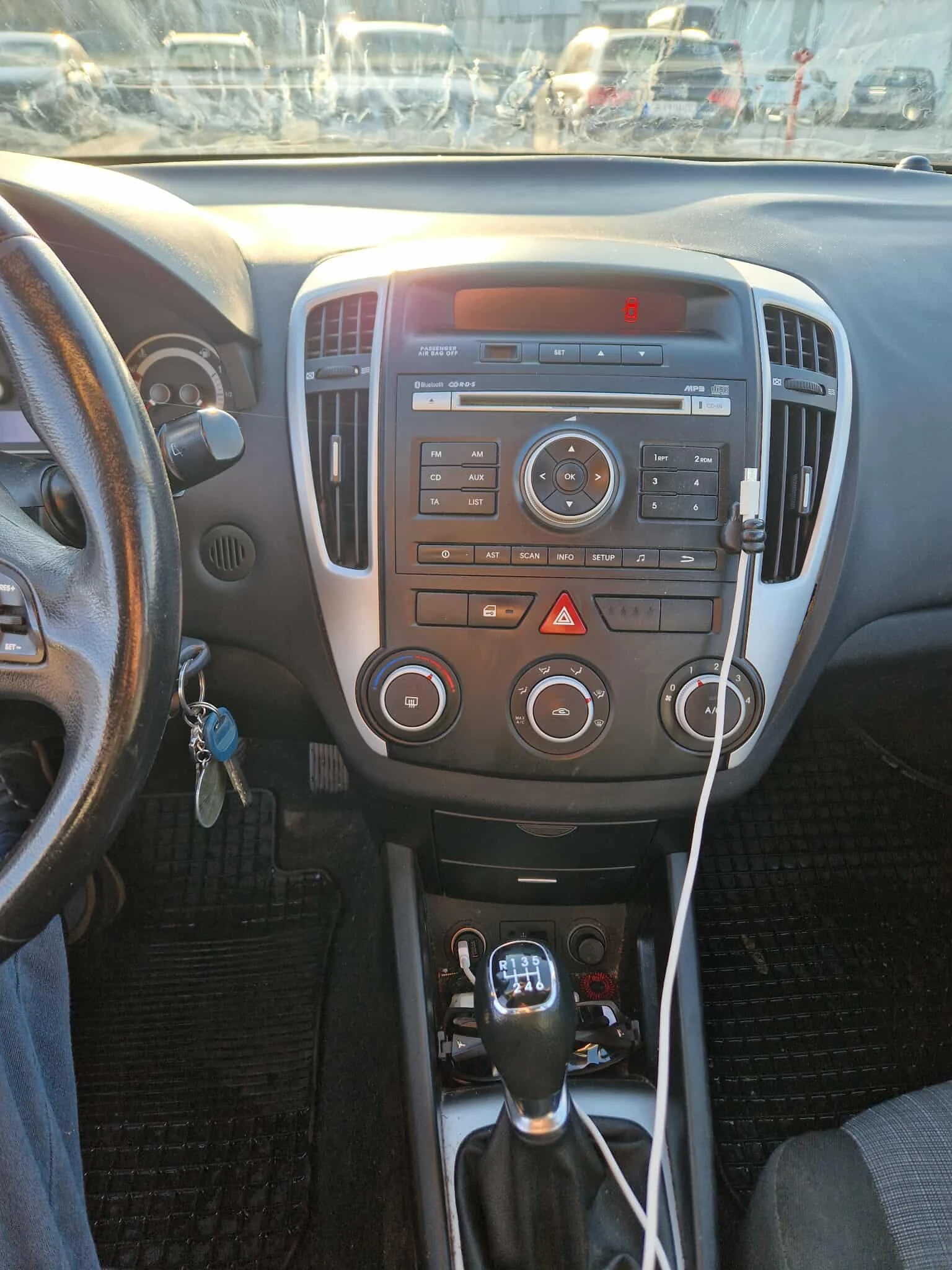 Kia Ceed CRDI  - изображение 10