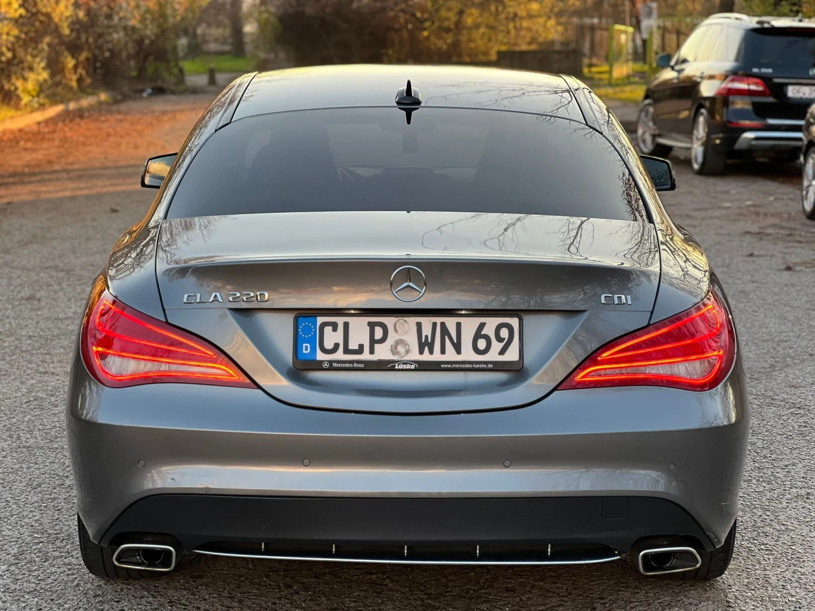 Mercedes-Benz CLA 220 DISTRONIK/HARMAN KARDON/MEMORY/FULL LED/ - изображение 3