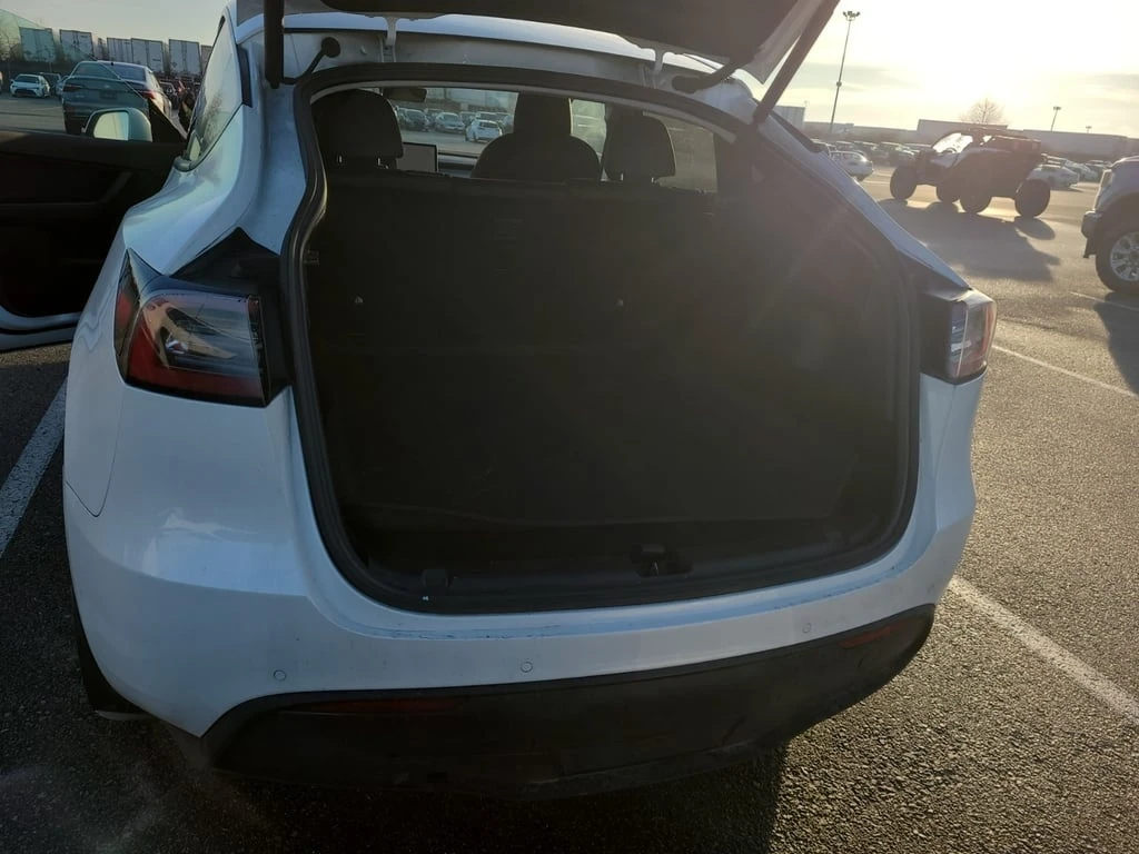 Tesla Model Y * LONG RANGE * CARFAX * ����������� | Mobile.bg � ����������� 14