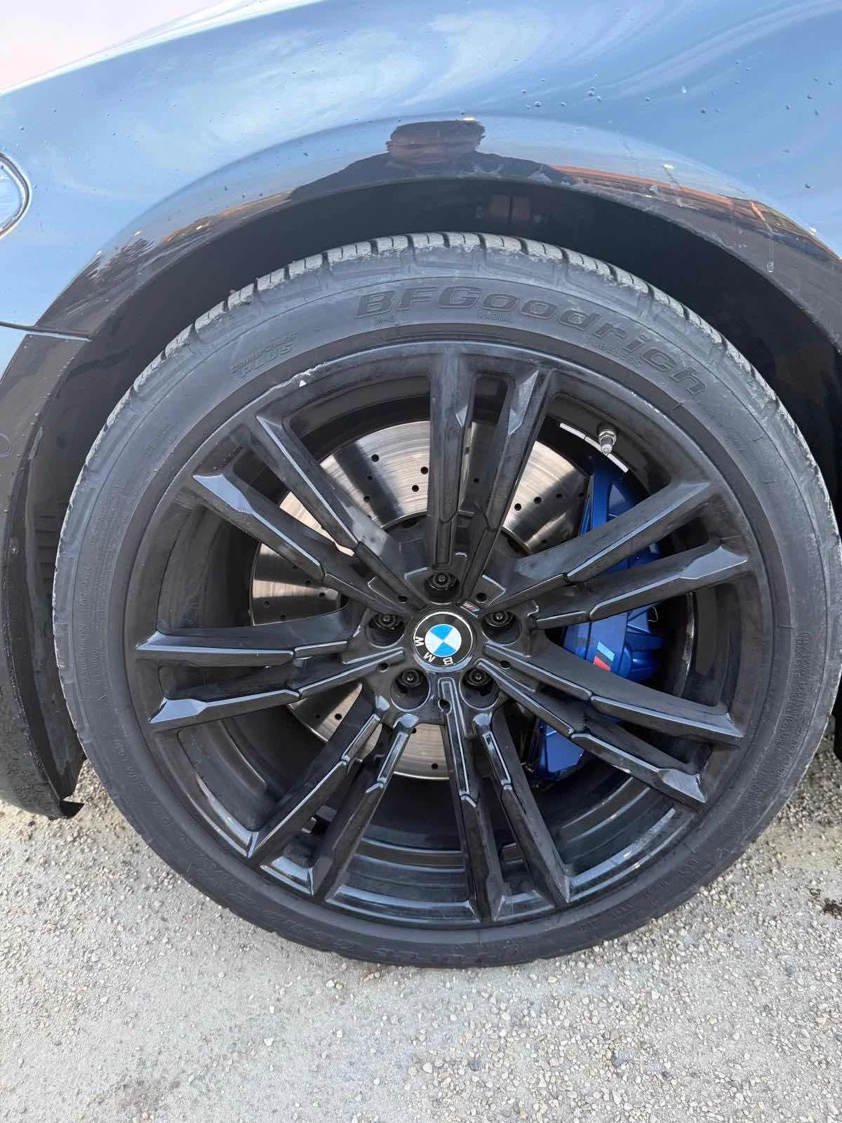 BMW M5 4.4L 8cyl AWD - изображение 3