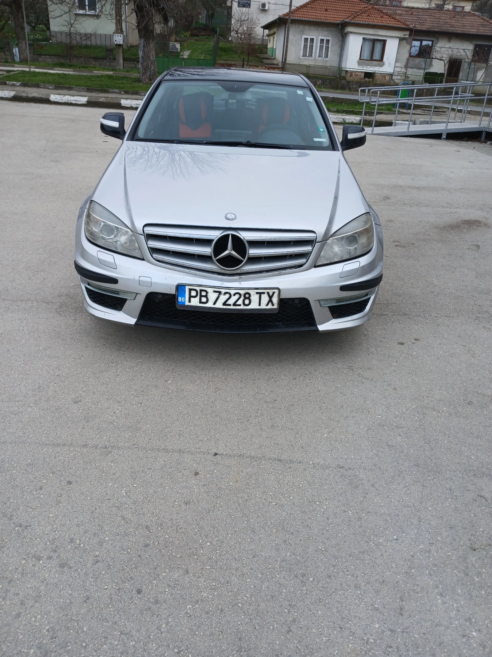 Mercedes-Benz C 200