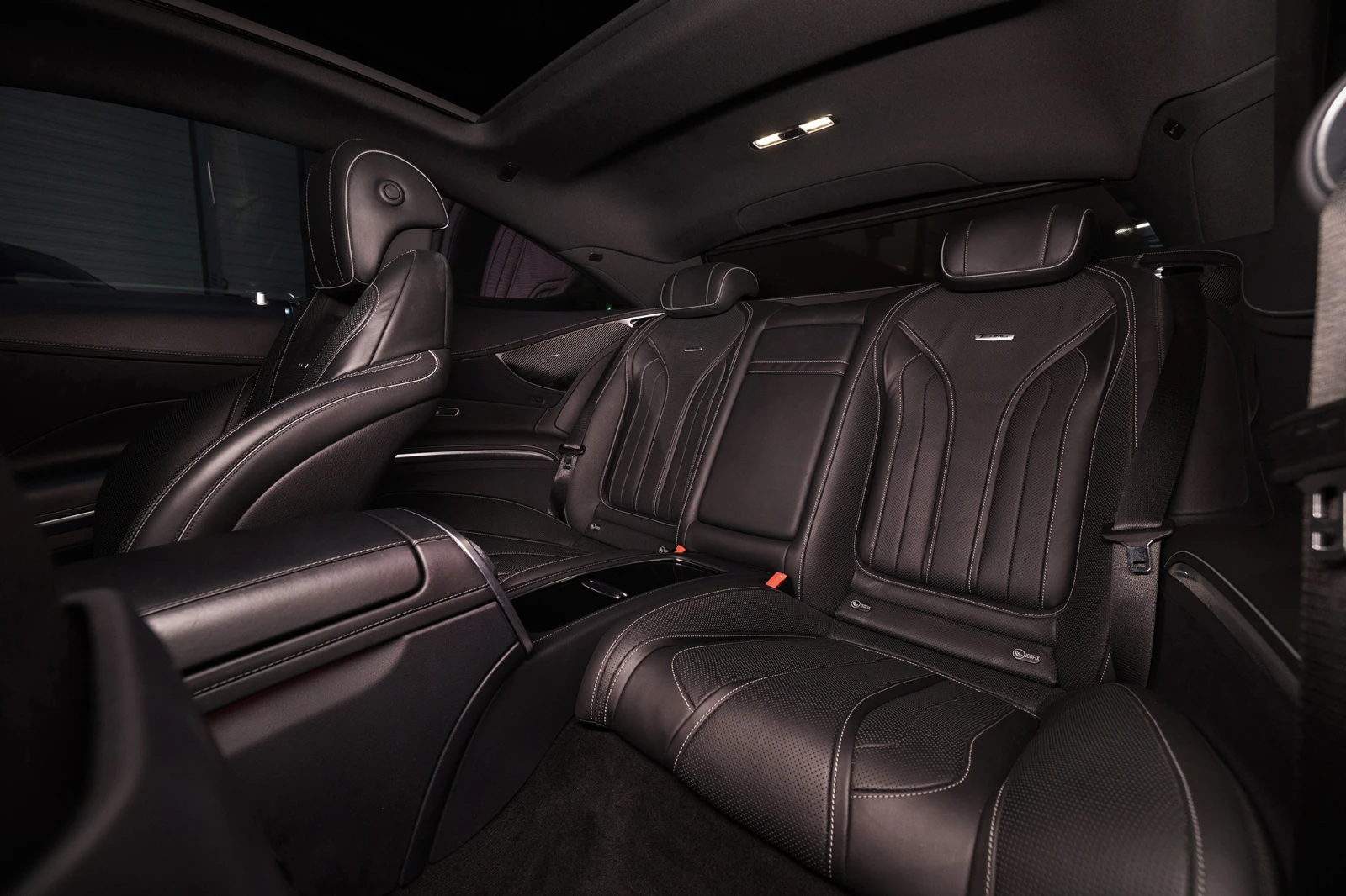 Mercedes-Benz S 63 AMG 4MATIC* Подгрев/Обдухване* Burmaster* 360 камери, снимка 12 - Автомобили и джипове - 53708783