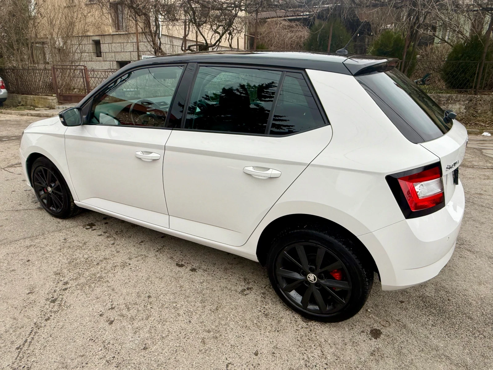 Skoda Fabia MonteCarlo, Camera, Distronic, Обслужен, снимка 8 - Автомобили и джипове - 53890239