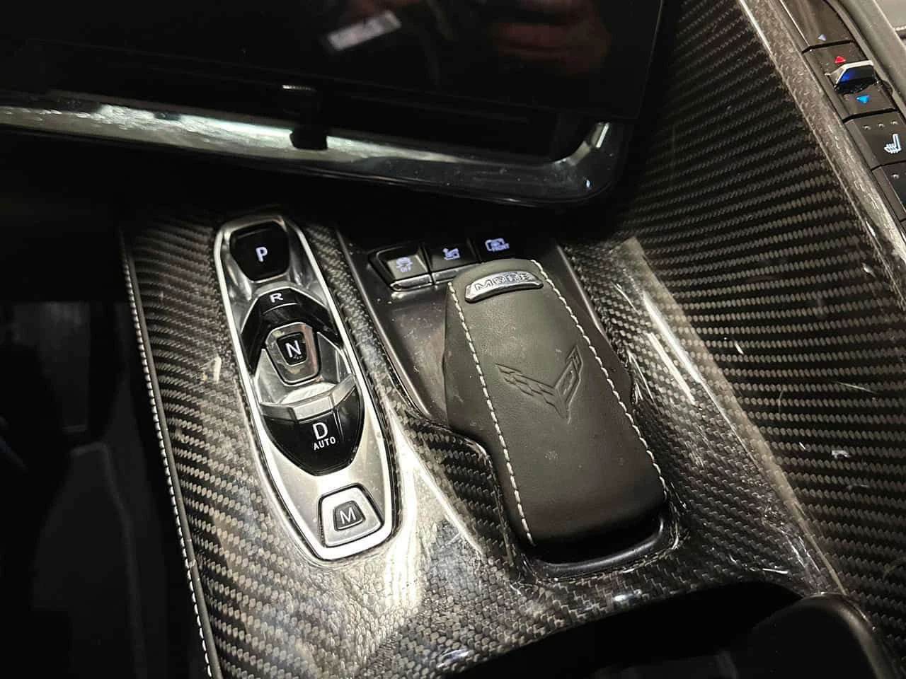 Chevrolet Corvette * 3LZ * CARBON* 2 КЛЮЧА* ПОДГРЕВ* КЕЙЛЕС* , снимка 11 - Автомобили и джипове - 53931634