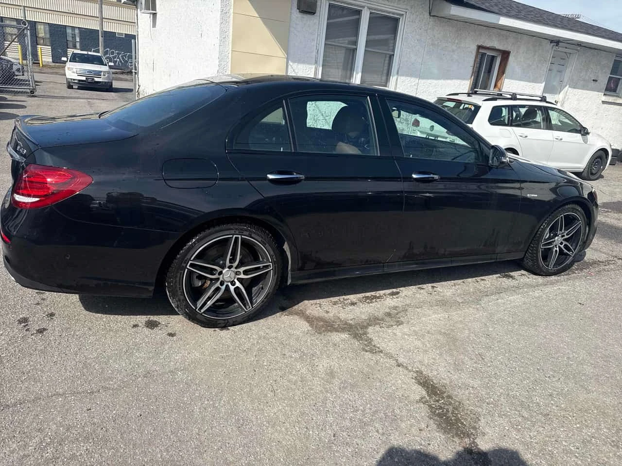 Mercedes-Benz E 43 AMG CARFAX, снимка 3 - Автомобили и джипове - 54149688