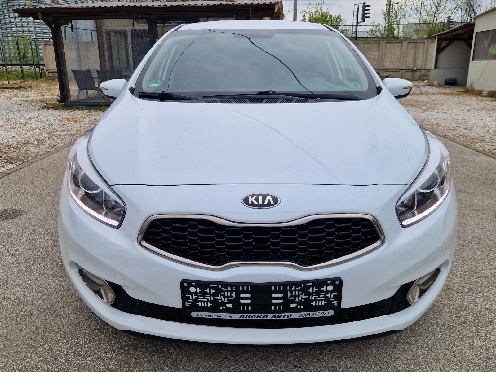 Kia Ceed 1.6i NAVI* CAMERA* PDC* LED* , снимка 7 - Автомобили и джипове - 54269733