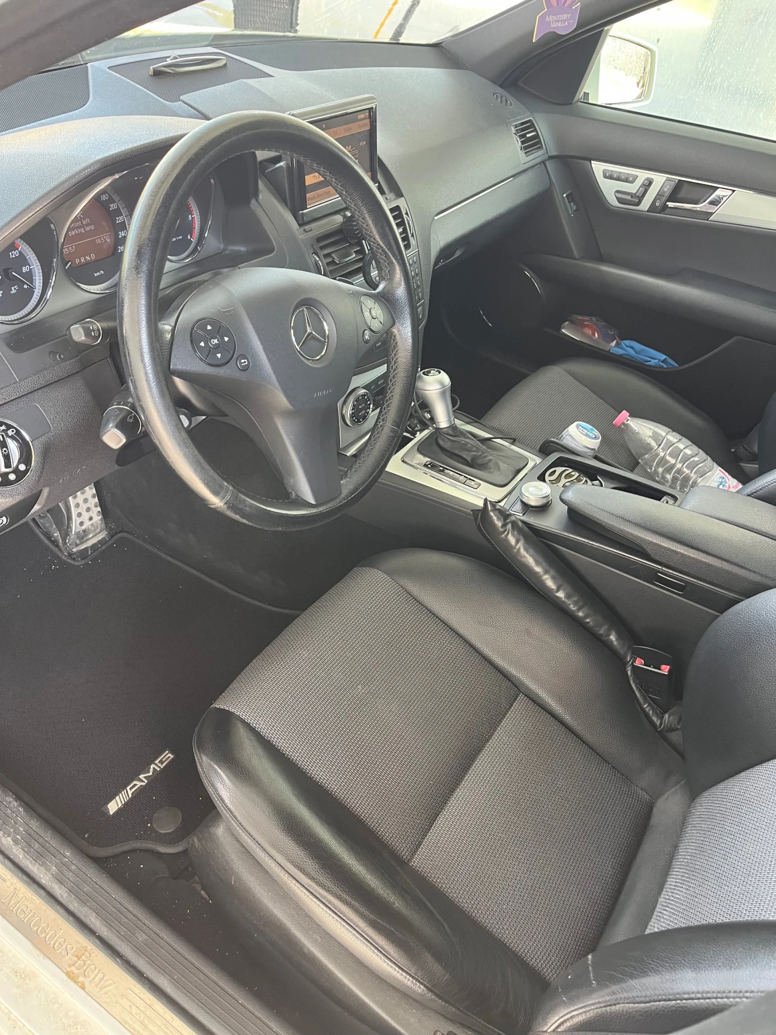 Mercedes-Benz C 320 Avangarde AMG, снимка 5 - Автомобили и джипове - 54284648