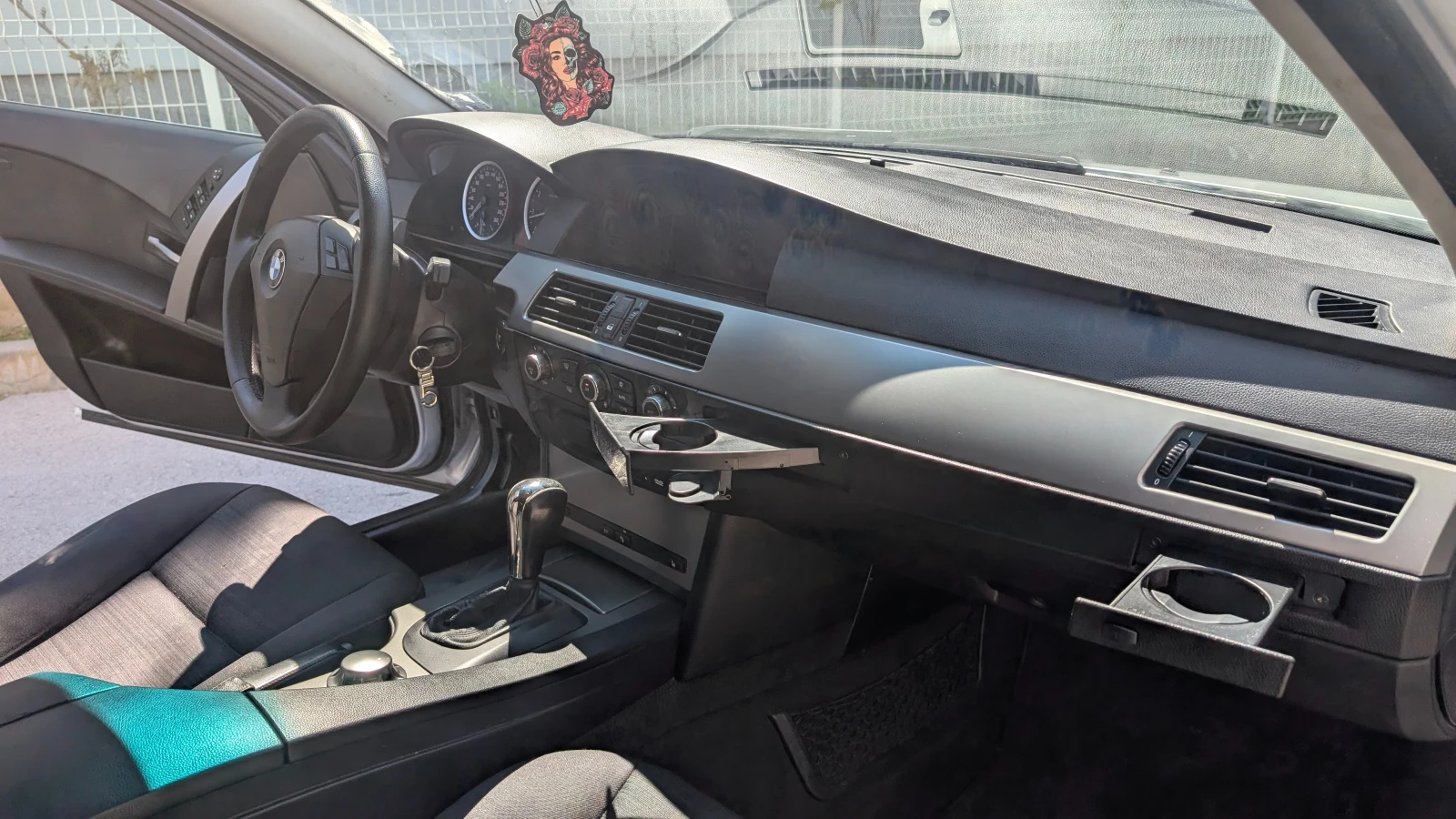 BMW 523 523i, снимка 9 - Автомобили и джипове - 54570501
