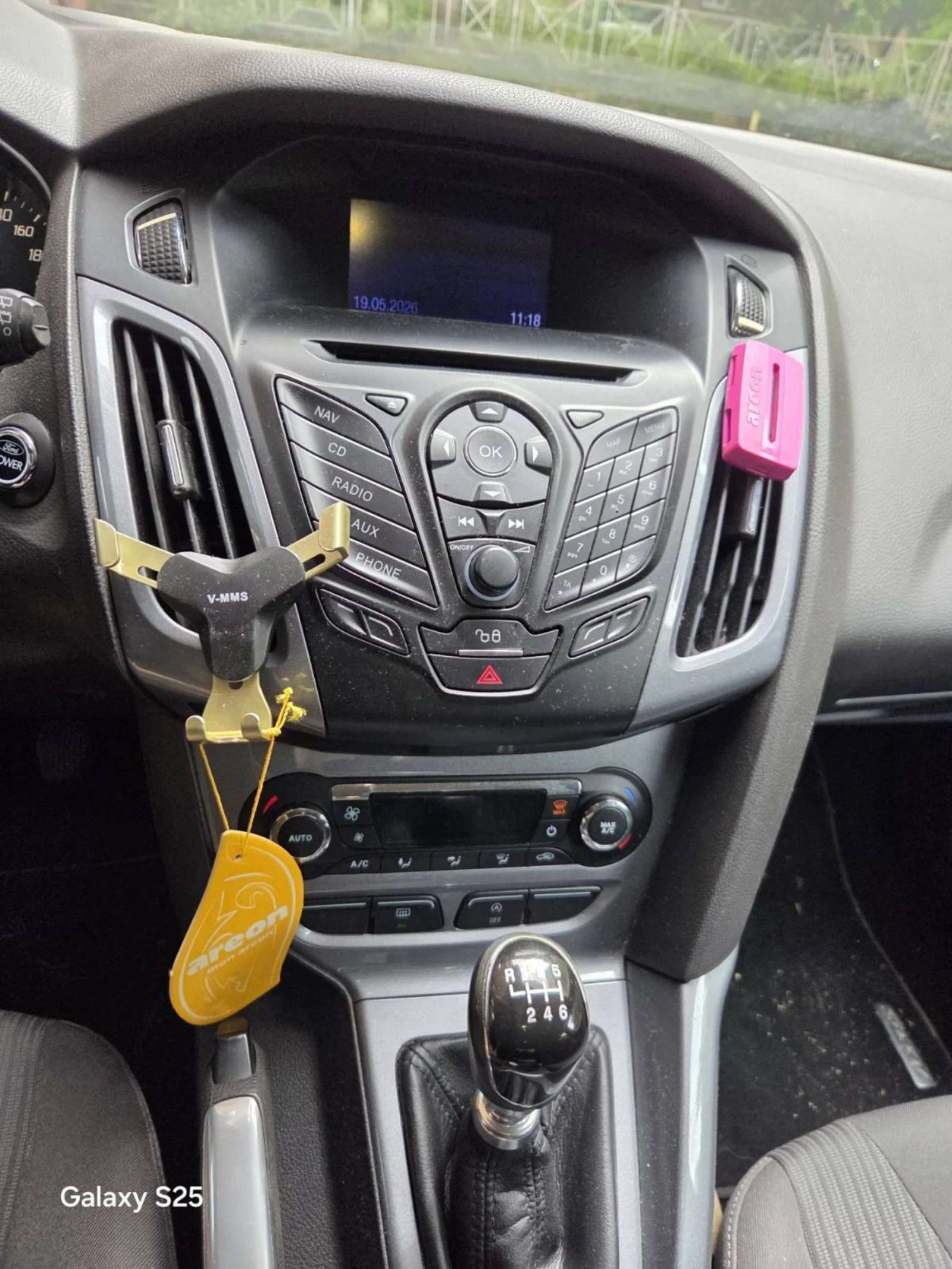 Ford Focus 1.6, снимка 7 - Автомобили и джипове - 54688797