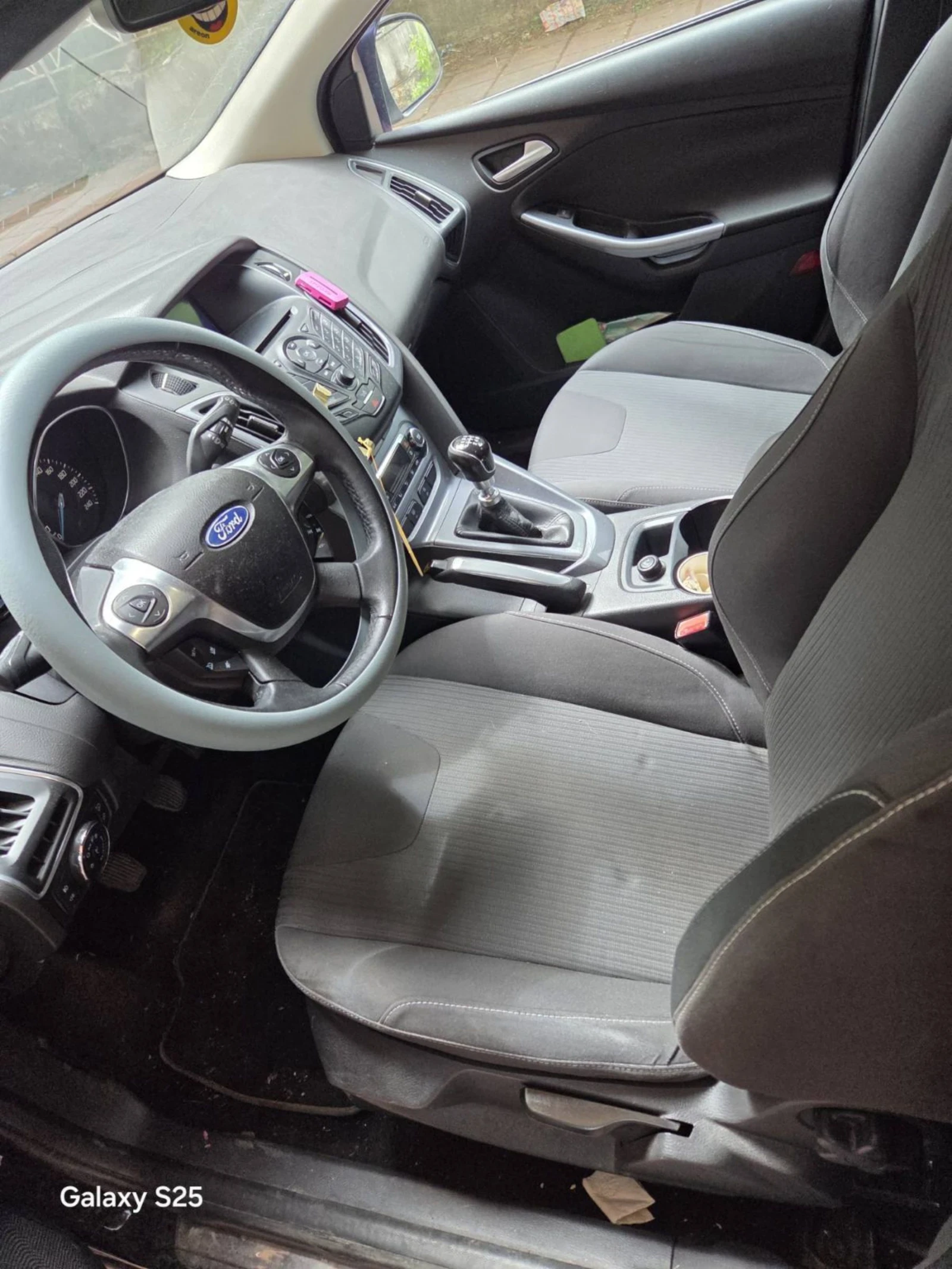 Ford Focus 1.6, снимка 4 - Автомобили и джипове - 54688797