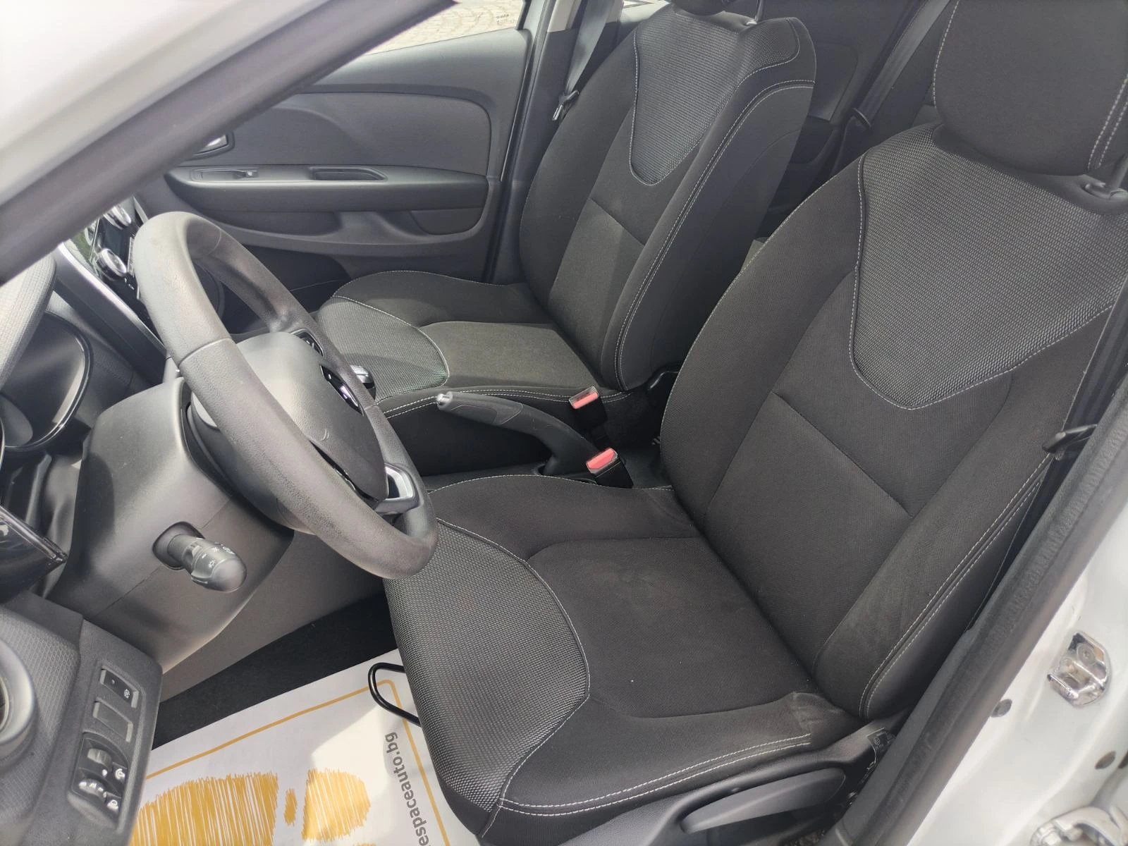 Renault Clio 1.5dCi/75к.с./Life, снимка 13 - Автомобили и джипове - 54619344
