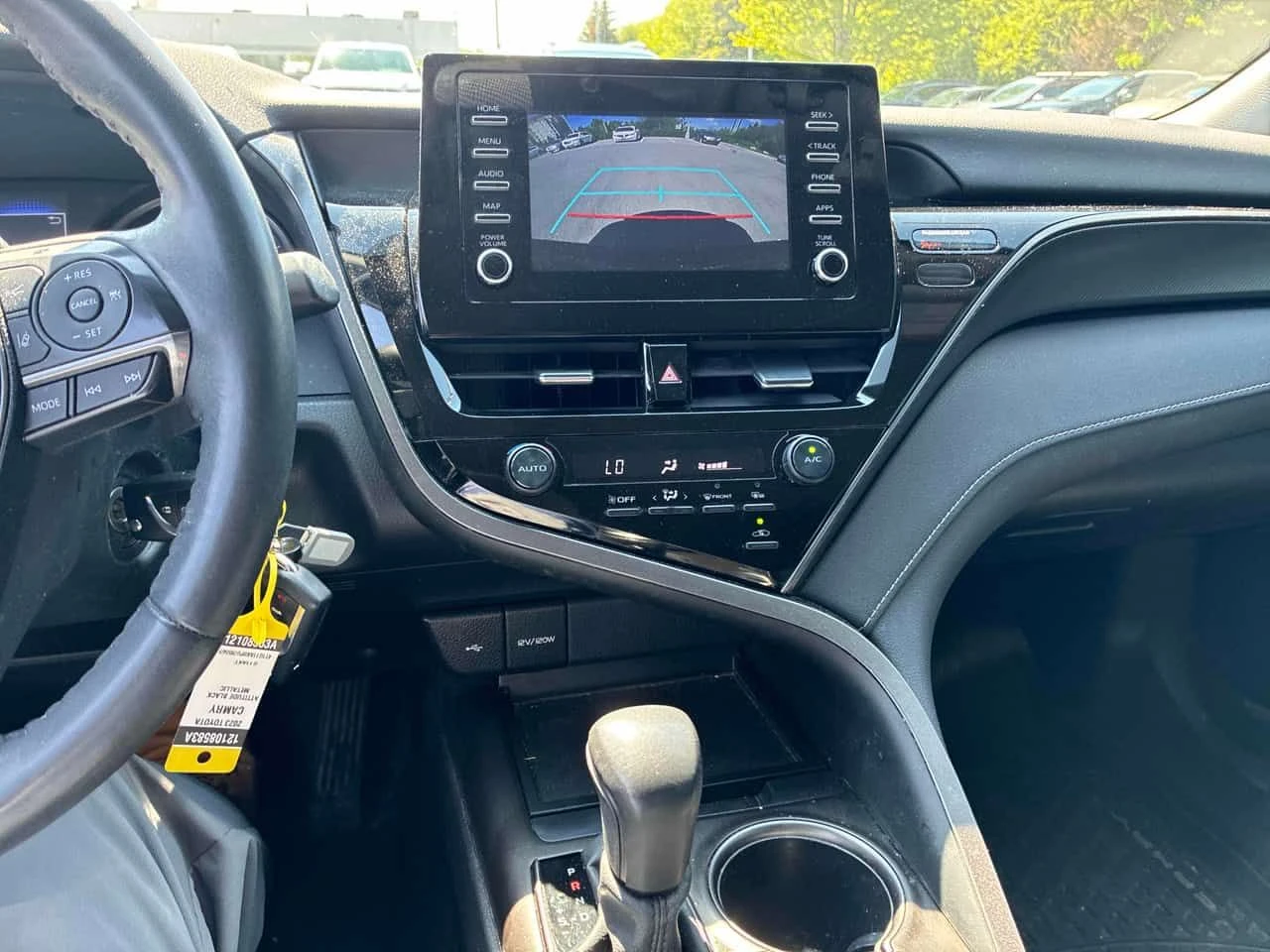Toyota Camry * SE * CARFAX * 2 КЛЮЧА * KEYLESS * ПОДГРЕВИ, снимка 9 - Автомобили и джипове - 54760183