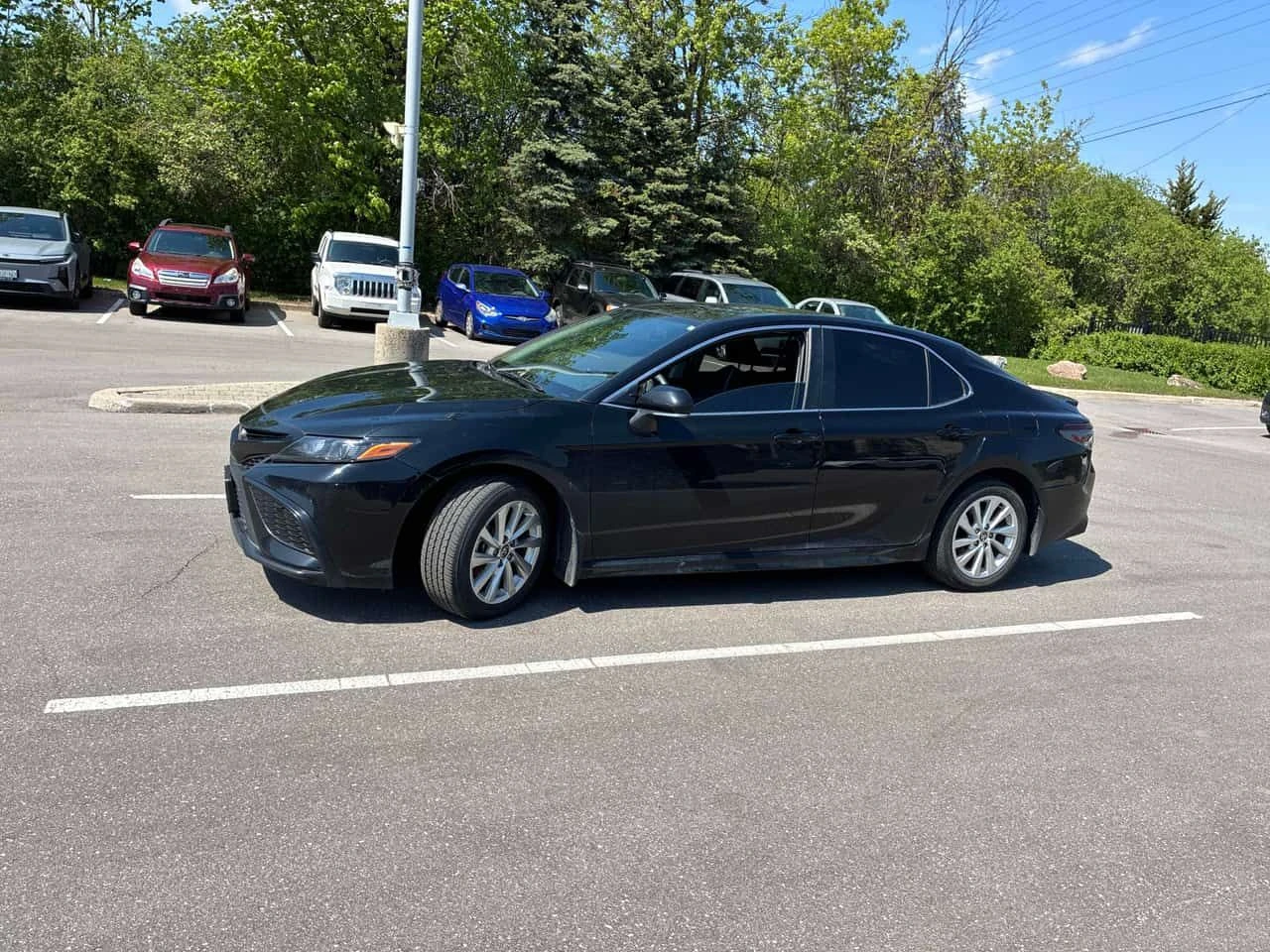 Toyota Camry * SE * CARFAX * 2 КЛЮЧА * KEYLESS * ПОДГРЕВИ, снимка 2 - Автомобили и джипове - 54760183