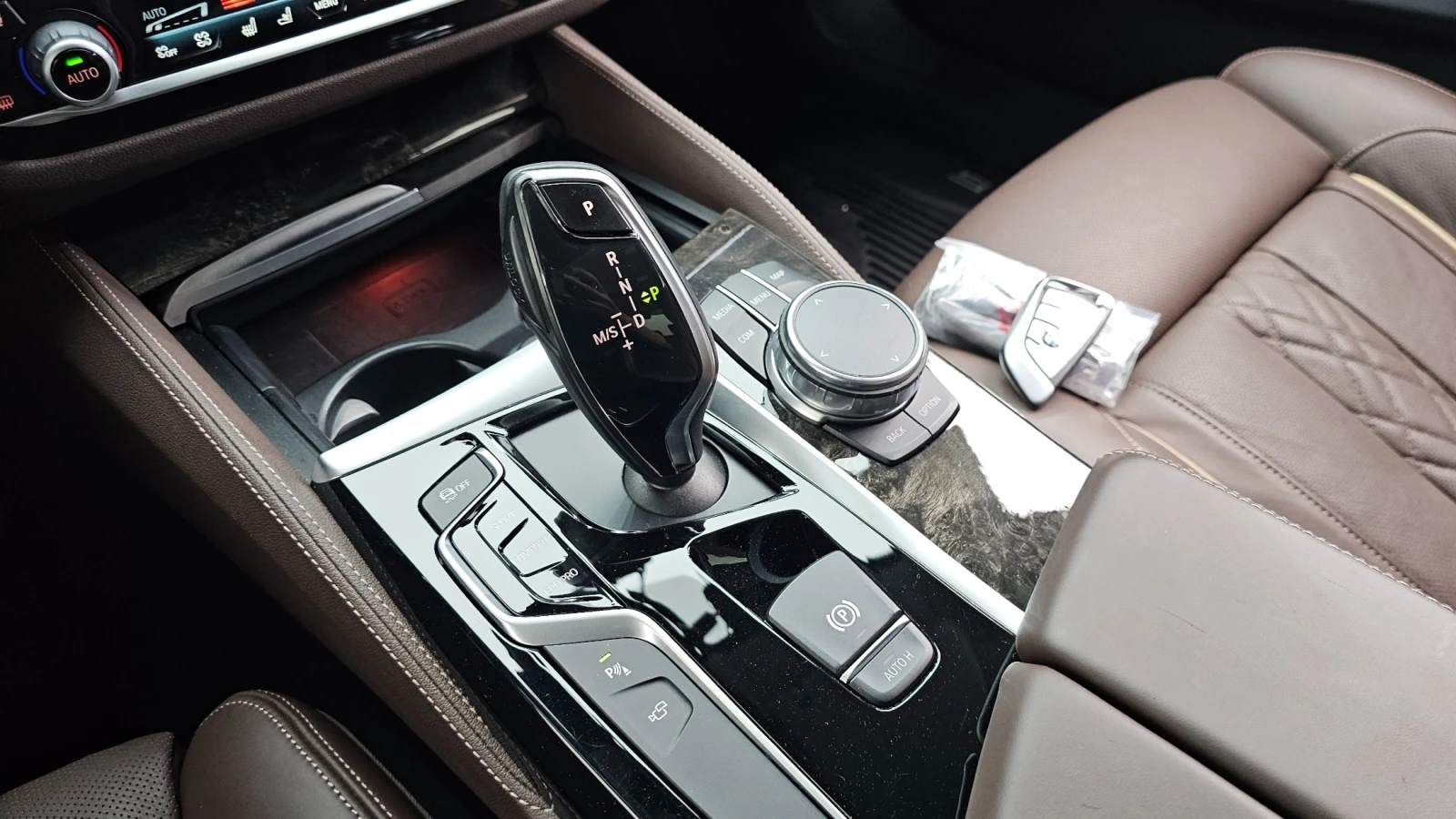 BMW 540 xDrive Luxury Plus G30, снимка 9 - Автомобили и джипове - 54976450