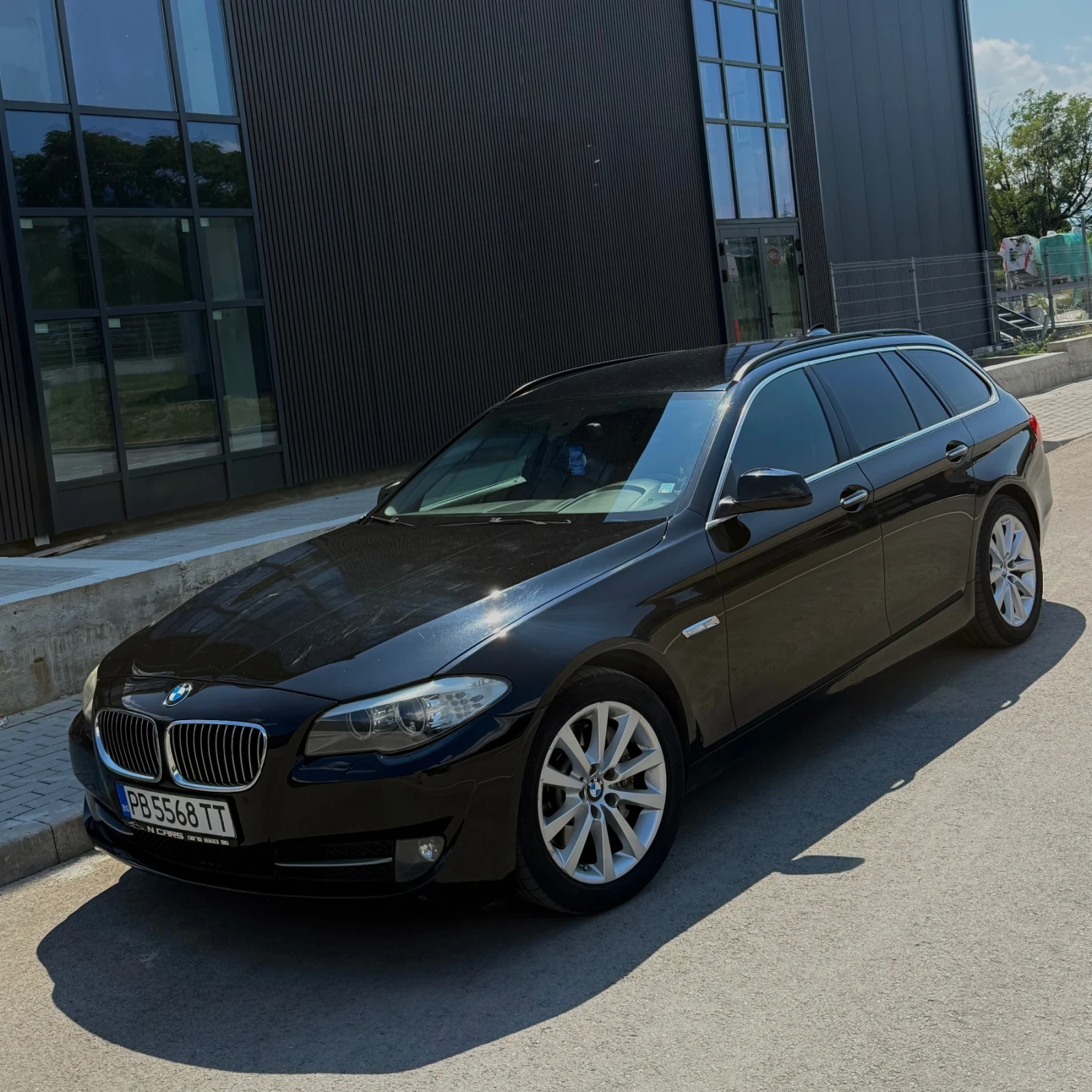 BMW 530 258 к.с XDRIVE * ТОП СЪСТОЯНИЕ* 