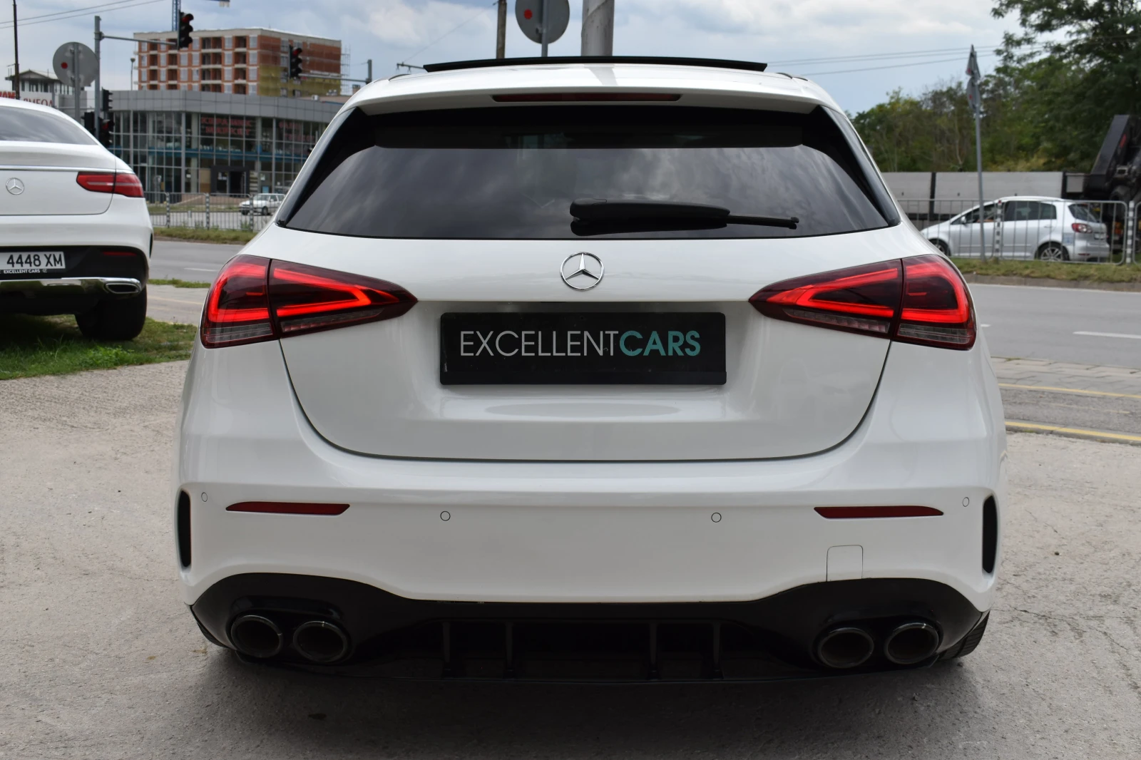 Mercedes-Benz A 220 AMG-LINE* 4MATIC* FULL-LED* CAMERA* PANORAMA, снимка 5 - Автомобили и джипове - 55413778