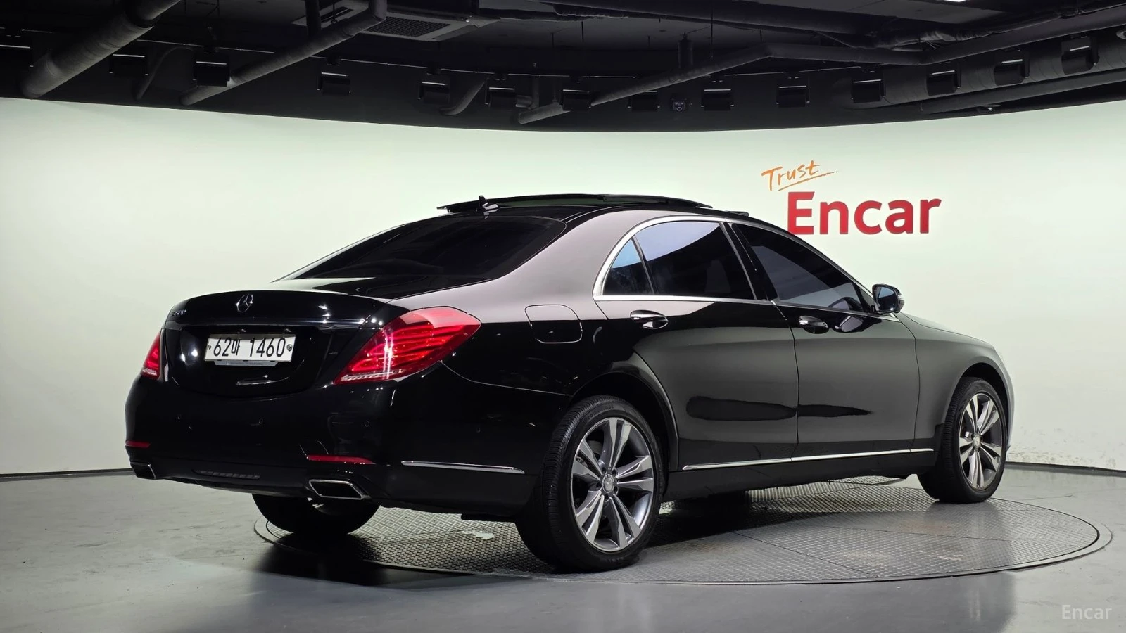 Mercedes-Benz S 500 LONG* 360* МОНИТОРИ* КОЖА* ОБДУХВ* НАВИ* ПАНО, снимка 2 - Автомобили и джипове - 55682142