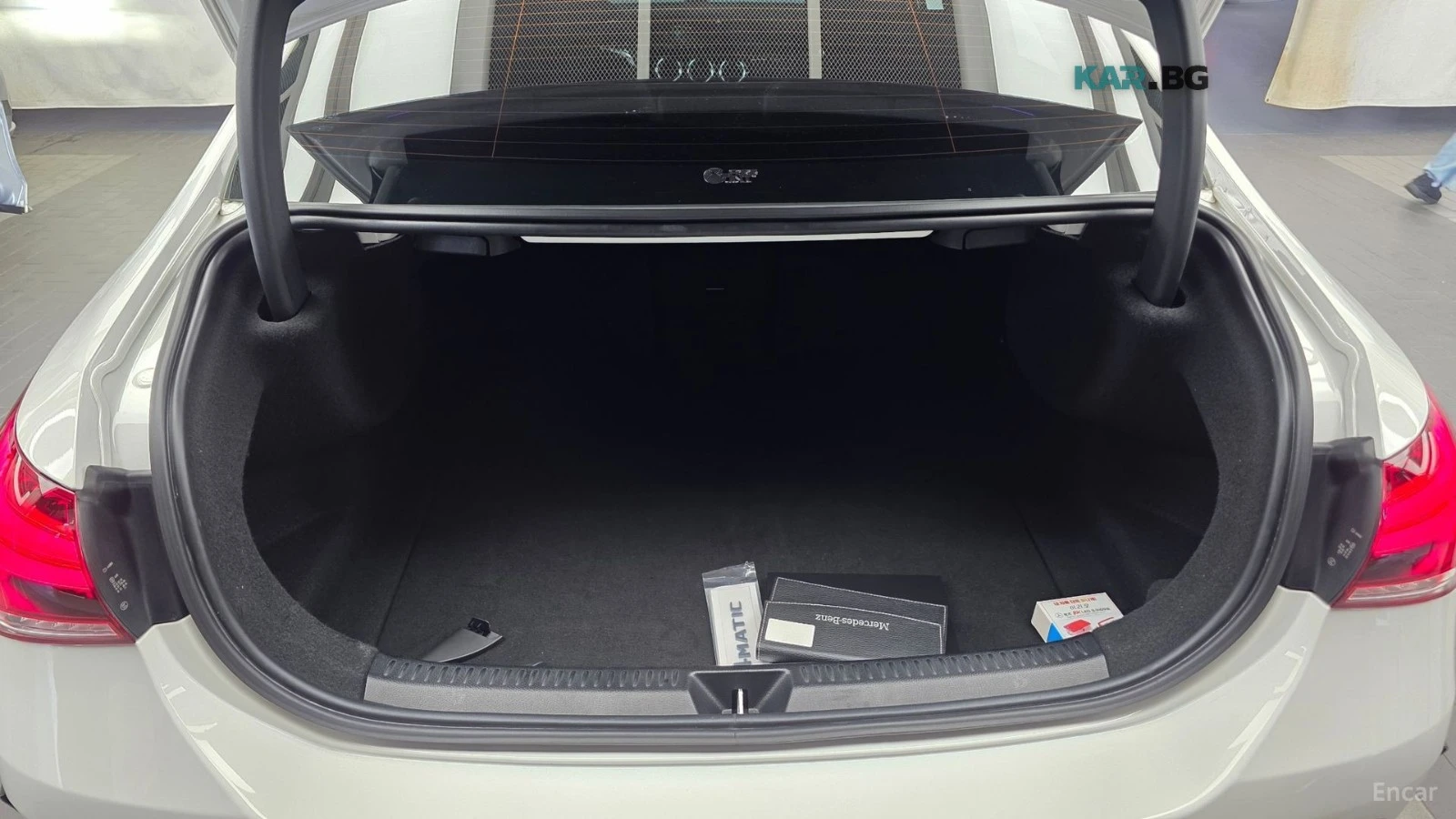Mercedes-Benz A 250 4MATIC/SPORT/SUNROOF/DIGITAL, снимка 16 - Автомобили и джипове - 55842239