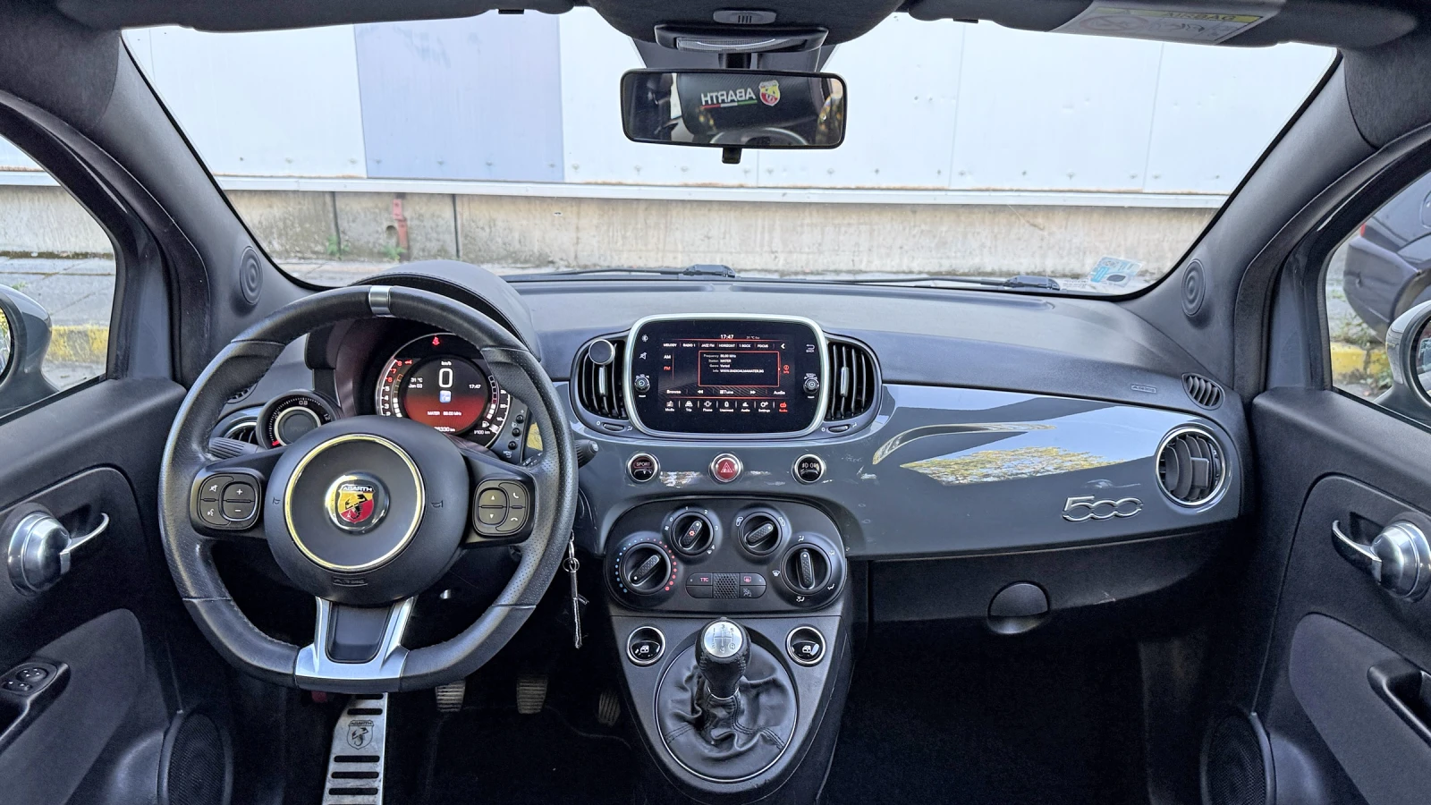 Abarth 595 1.4 T-Jet 70th Anniversary, снимка 7 - Автомобили и джипове - 56004454