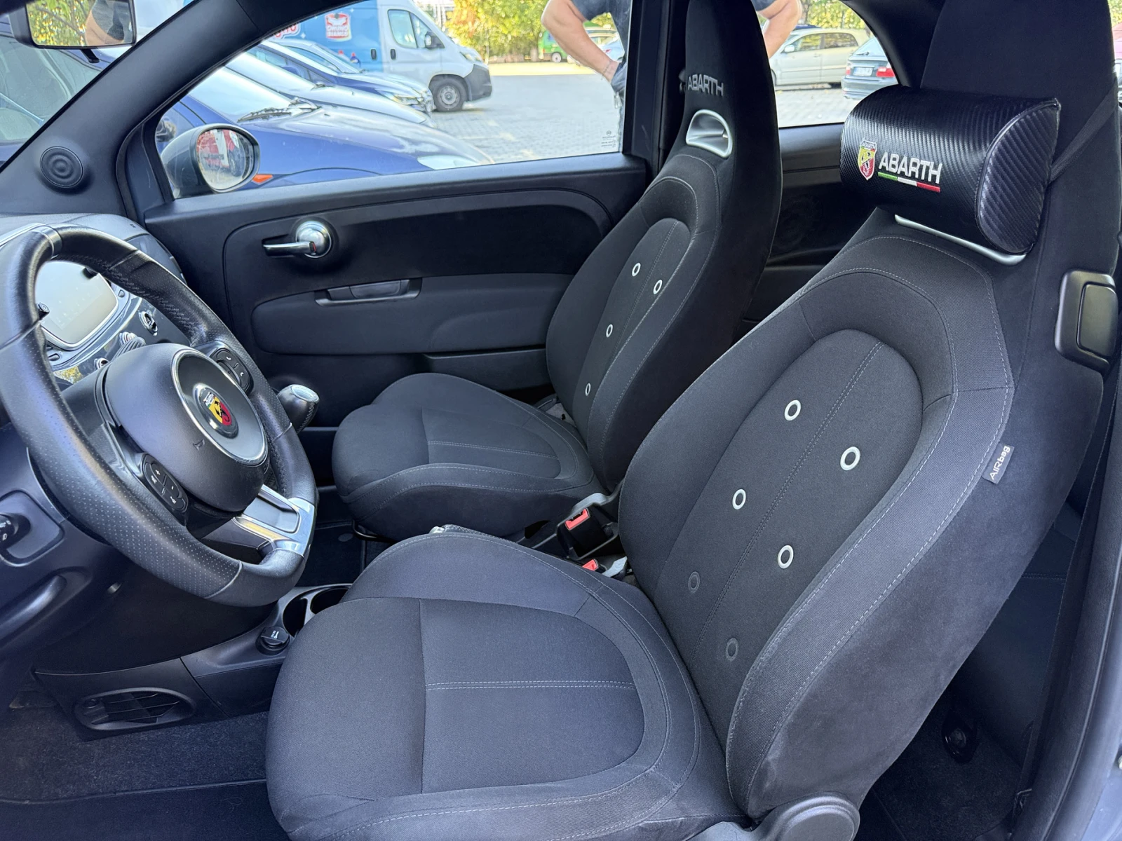 Abarth 595 1.4 T-Jet 70th Anniversary, снимка 10 - Автомобили и джипове - 56004454