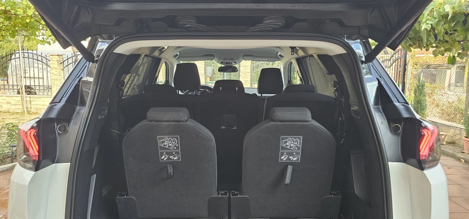 Peugeot 5008 BLUE HDI 130 SUV EAT 8 , 7 местен , АВТОМАТ, снимка 17 - Автомобили и джипове - 56217577
