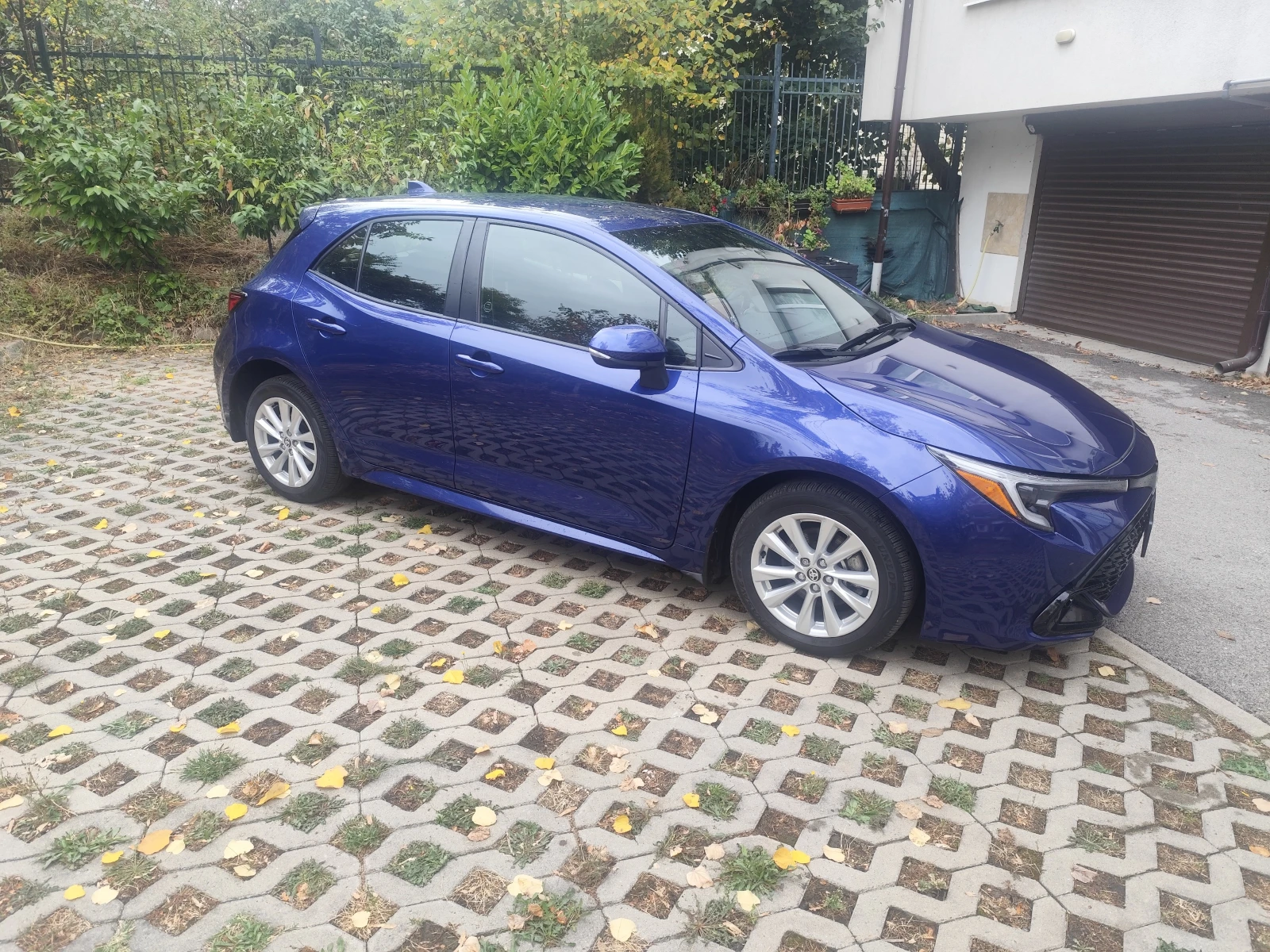 Toyota Corolla 2.0, снимка 9 - Автомобили и джипове - 56552107