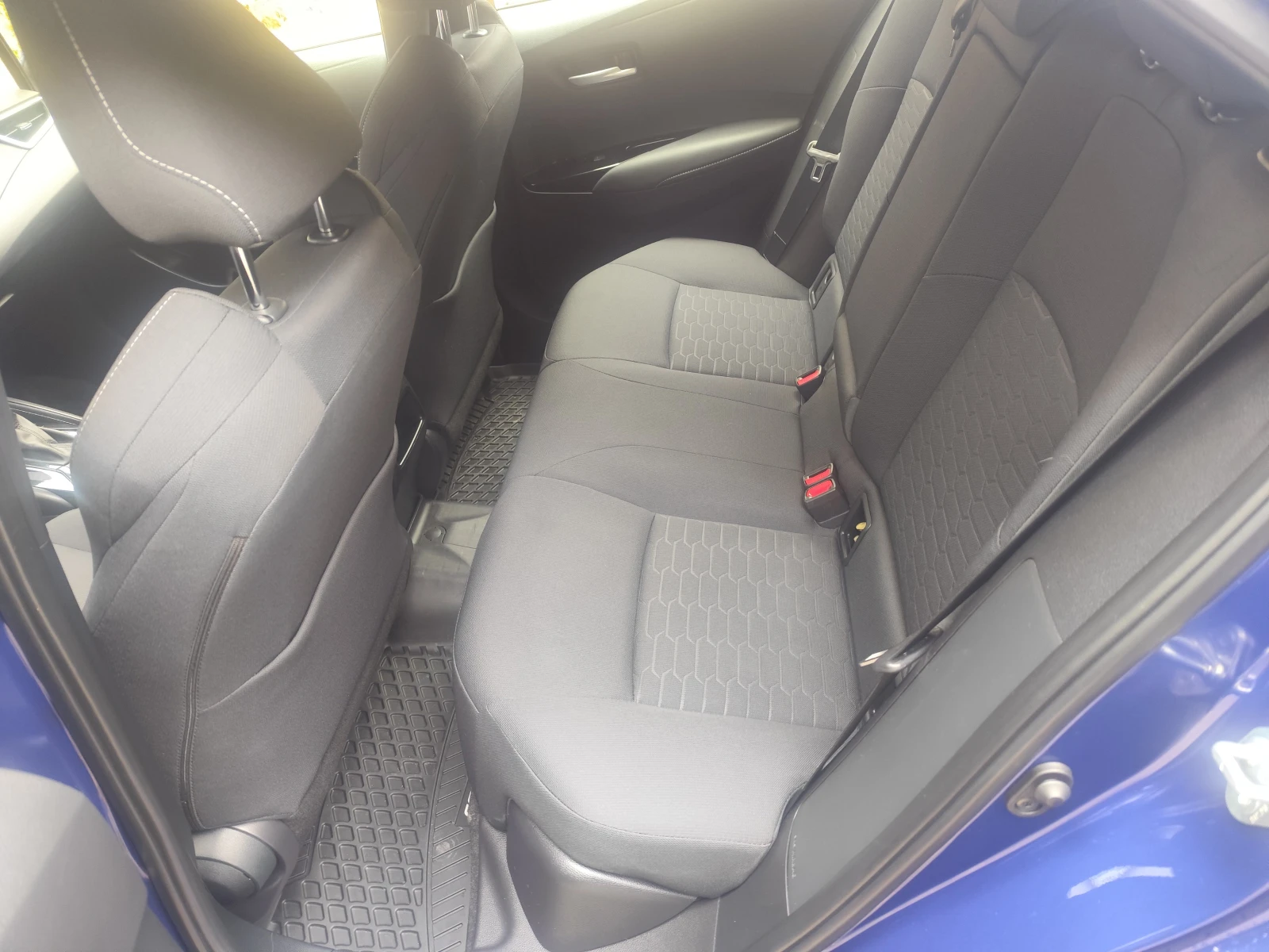 Toyota Corolla 2.0, снимка 14 - Автомобили и джипове - 56552107