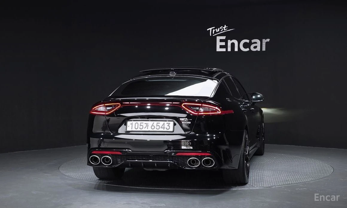 Kia Stinger, снимка 4 - Автомобили и джипове - 56639715