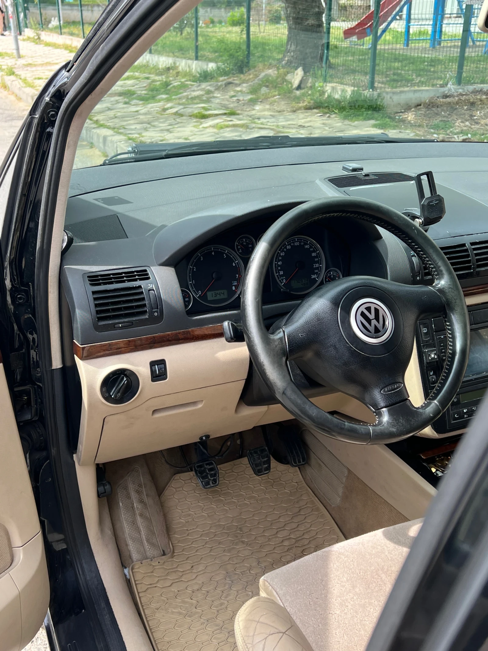 VW Sharan Business , снимка 2 - Автомобили и джипове - 56712066