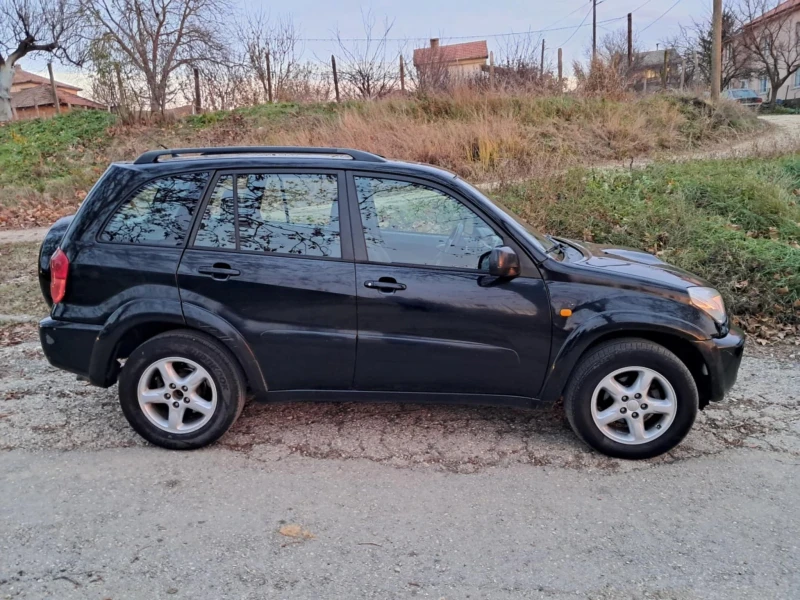 Toyota Rav4, снимка 2 - Автомобили и джипове - 48118990