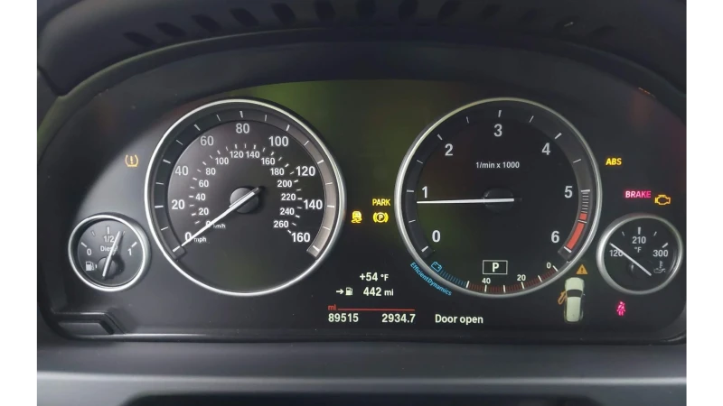 BMW X5 XDRIVE35d , снимка 12 - Автомобили и джипове - 48678144