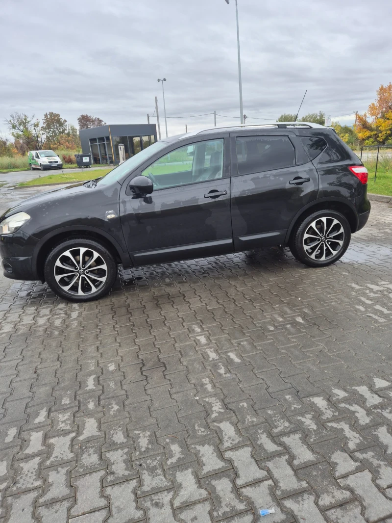 Nissan Qashqai, снимка 6 - Автомобили и джипове - 52351715