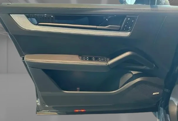 Porsche Cayenne S Coupe = Sport Chrono = Гаранция, снимка 5 - Автомобили и джипове - 54125841