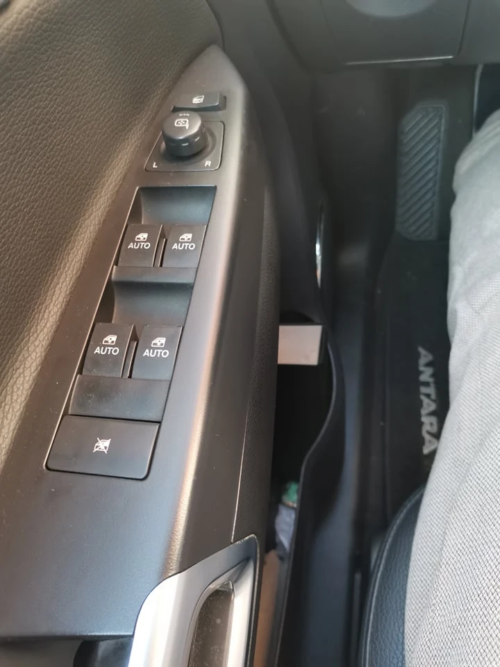 Opel Antara, снимка 10 - Автомобили и джипове - 55103590
