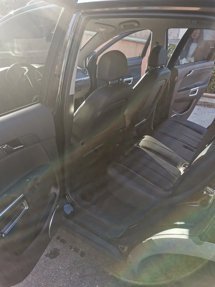 Opel Antara, снимка 12 - Автомобили и джипове - 55103590