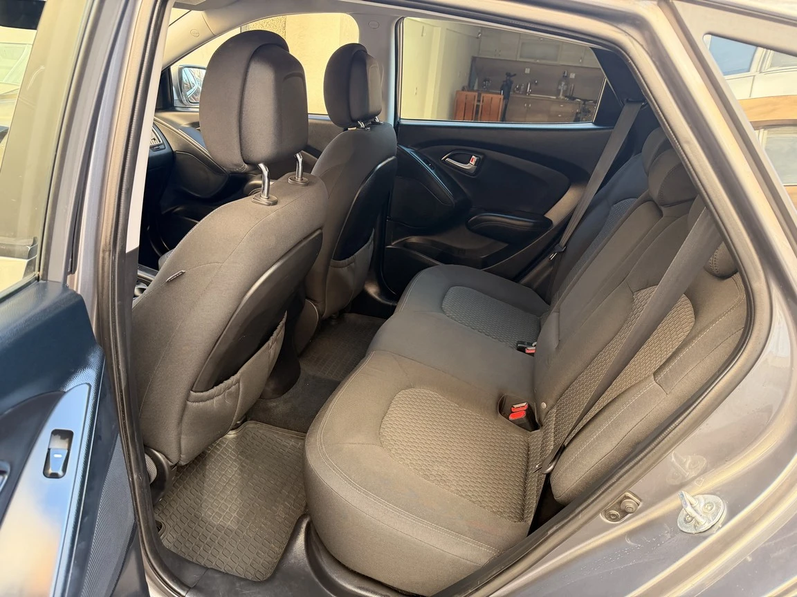 Hyundai IX35 2.0tdi 140ks 4X4 - изображение 10