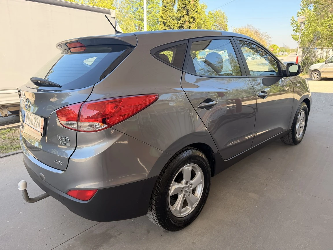 Hyundai IX35 2.0tdi 140ks 4X4, снимка 4 - Автомобили и джипове - 53512368