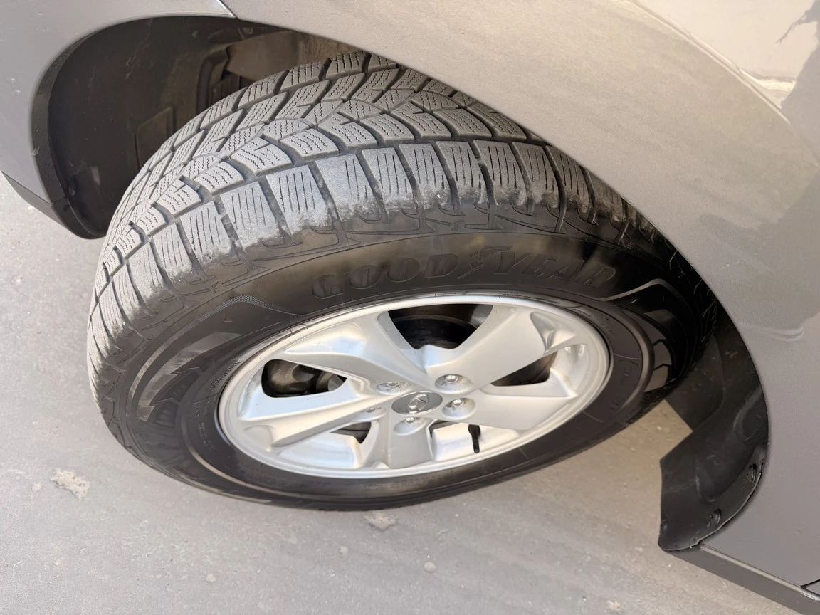 Hyundai IX35 2.0tdi 140ks 4X4, снимка 13 - Автомобили и джипове - 53512368